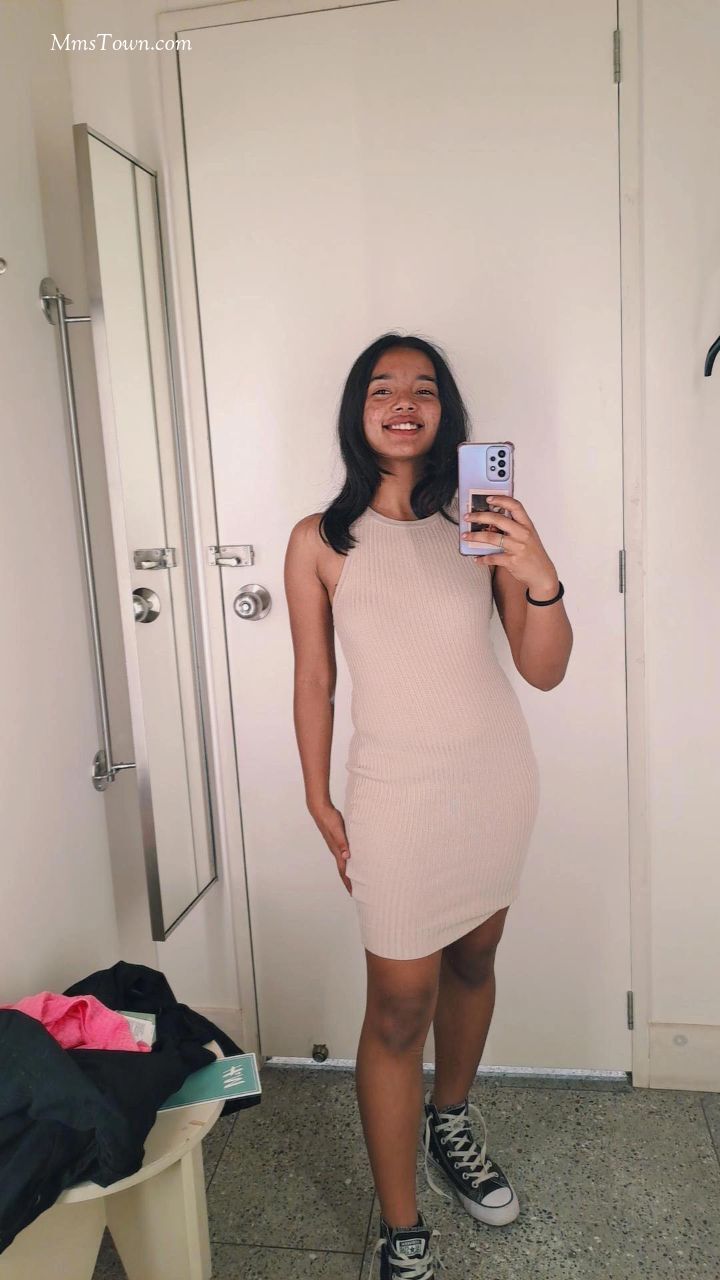 Horny Asian Girl Sending Hot Pics & Vid to Lover