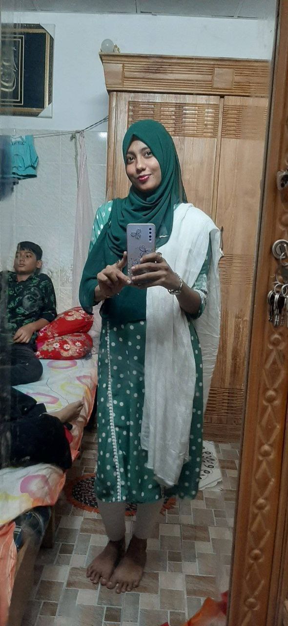 Desi teen nude photos