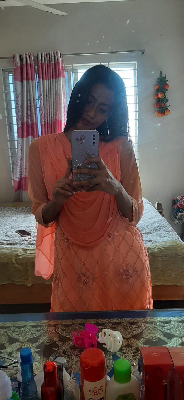 Desi teen nude photos