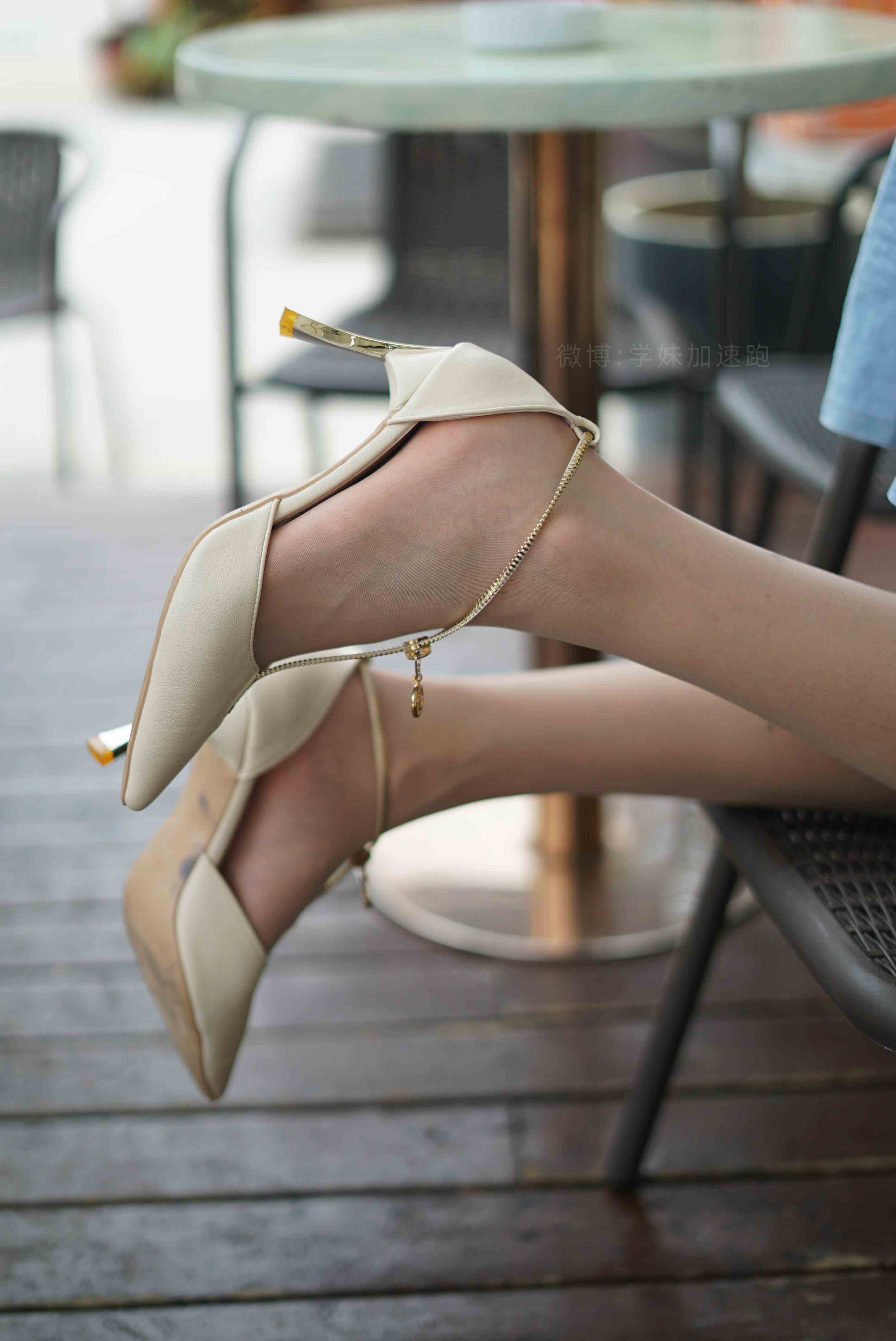 China Beauty Legs and feet 1486