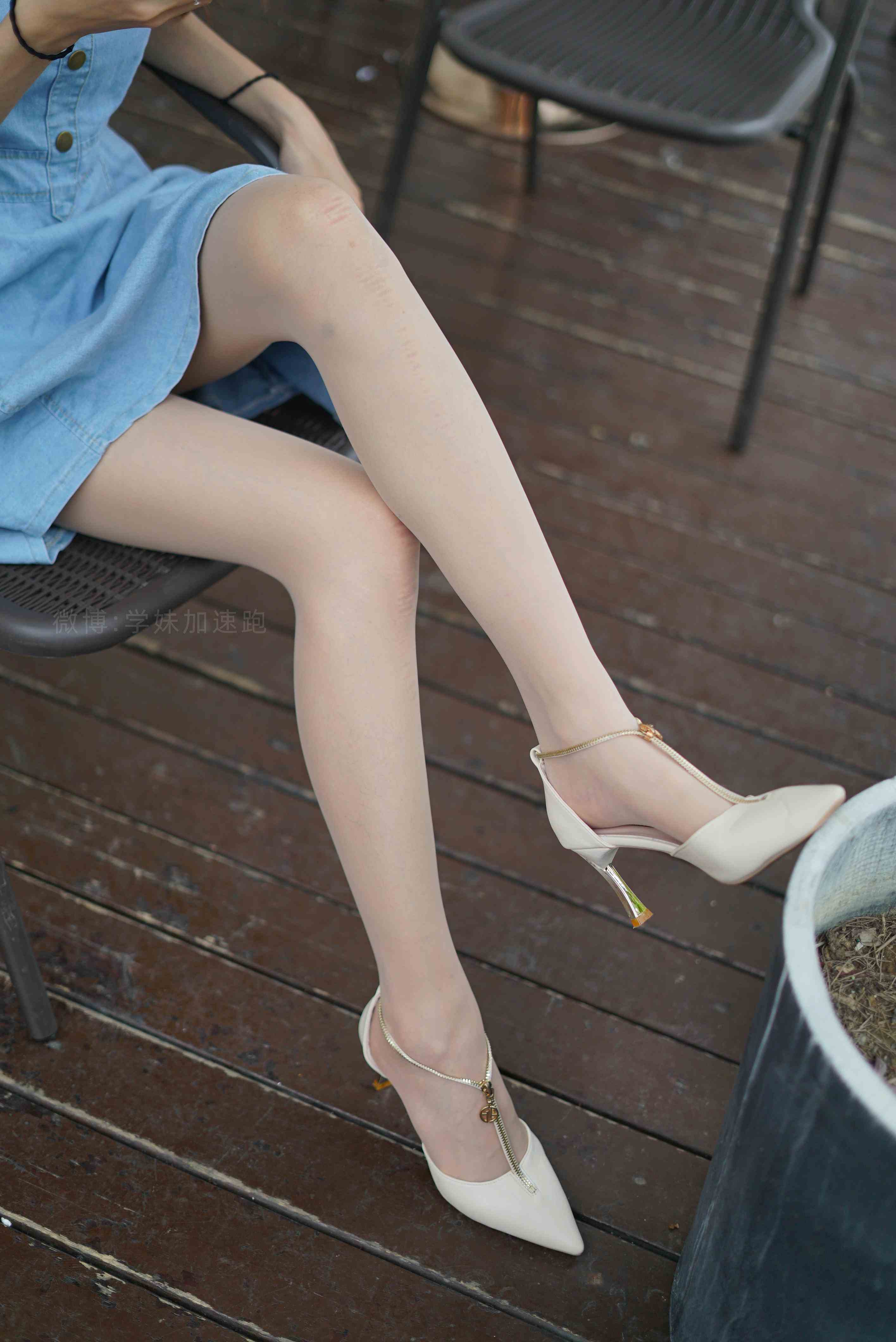 China Beauty Legs and feet 1486