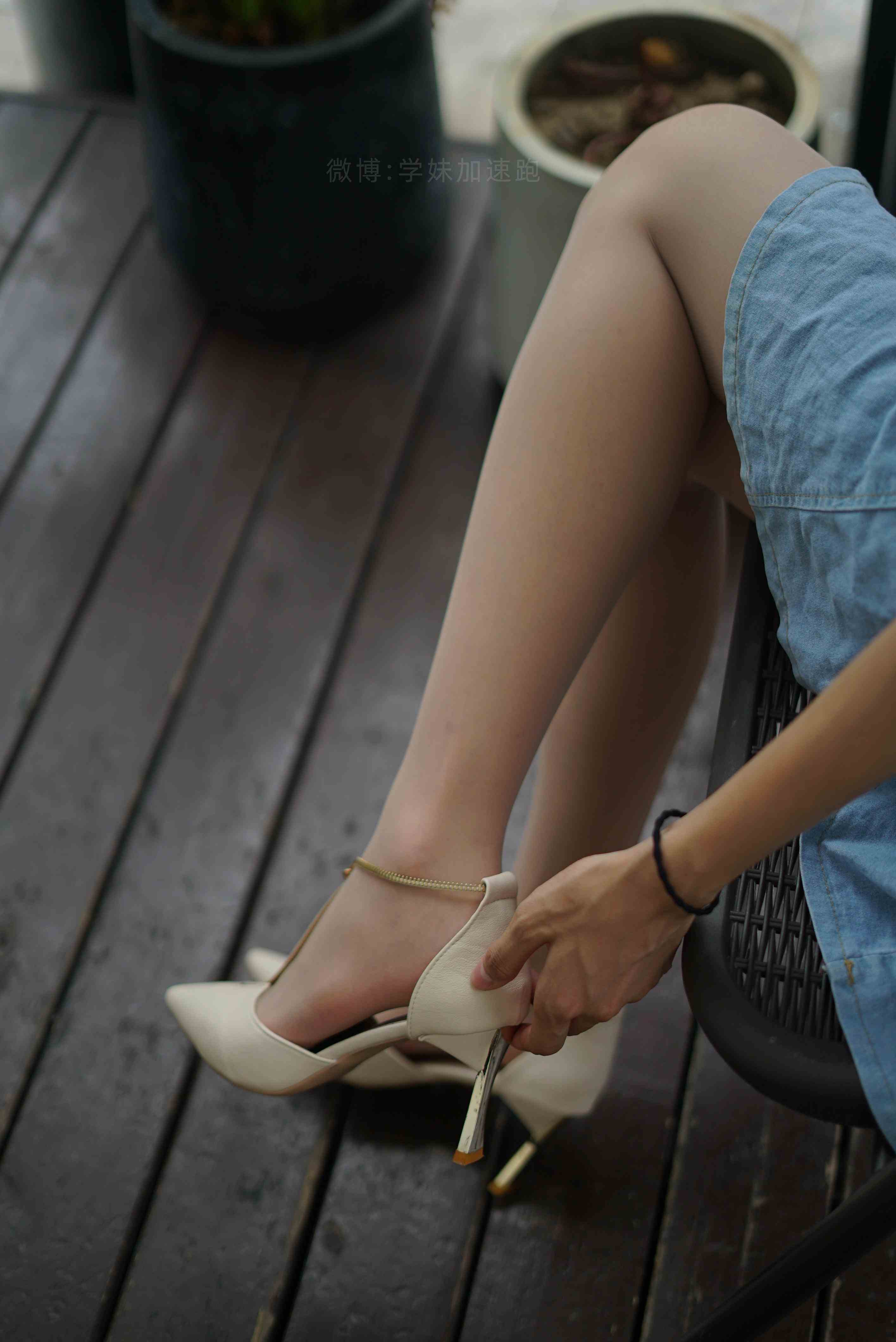 China Beauty Legs and feet 1486