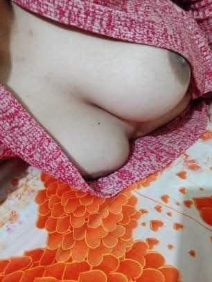 Indian Big Boob Girl Nude Photos Part - 92
