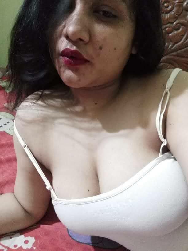 Indian Big Boob Girl Nude Photos Part - 92