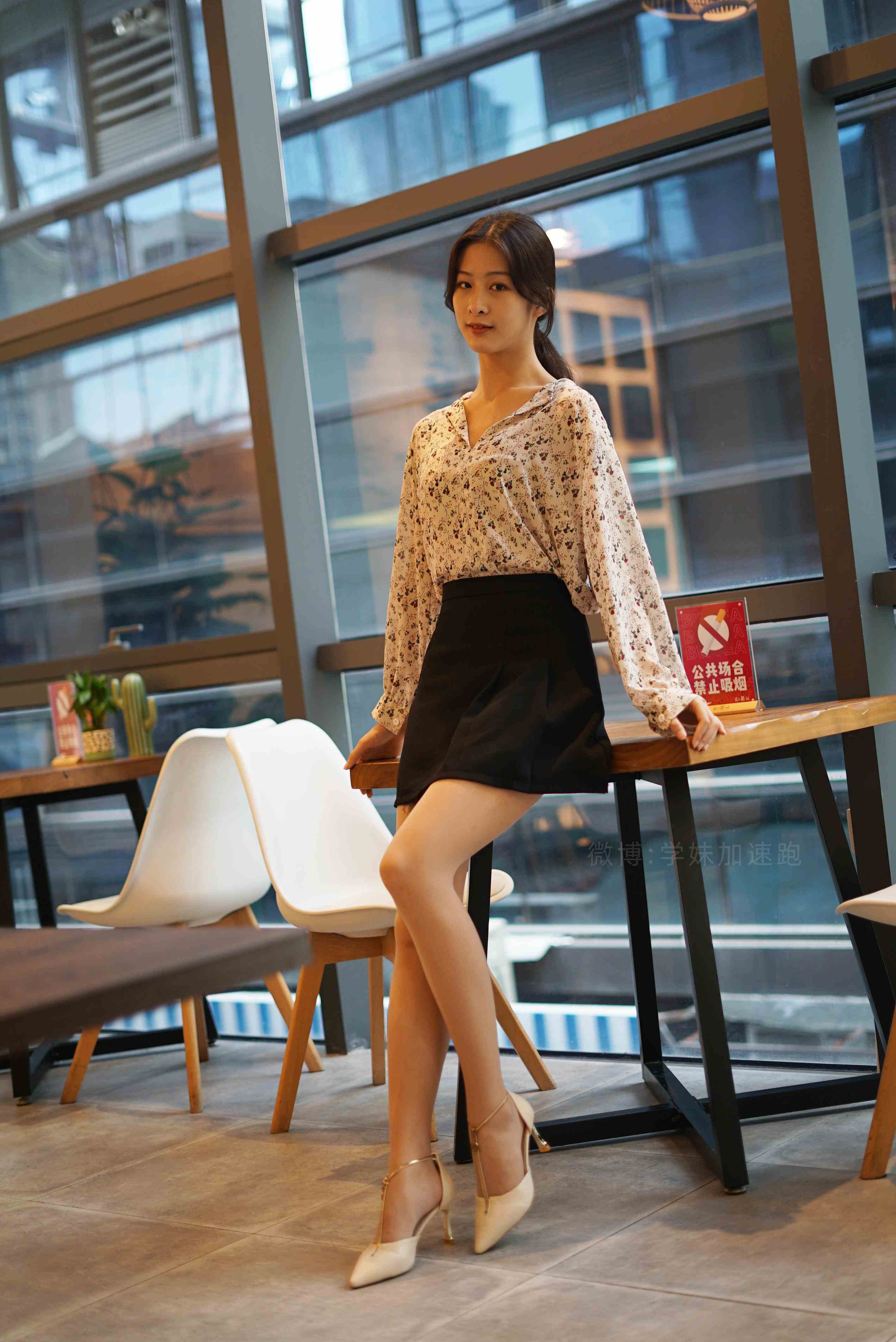 China Beauty Legs and feet 1501