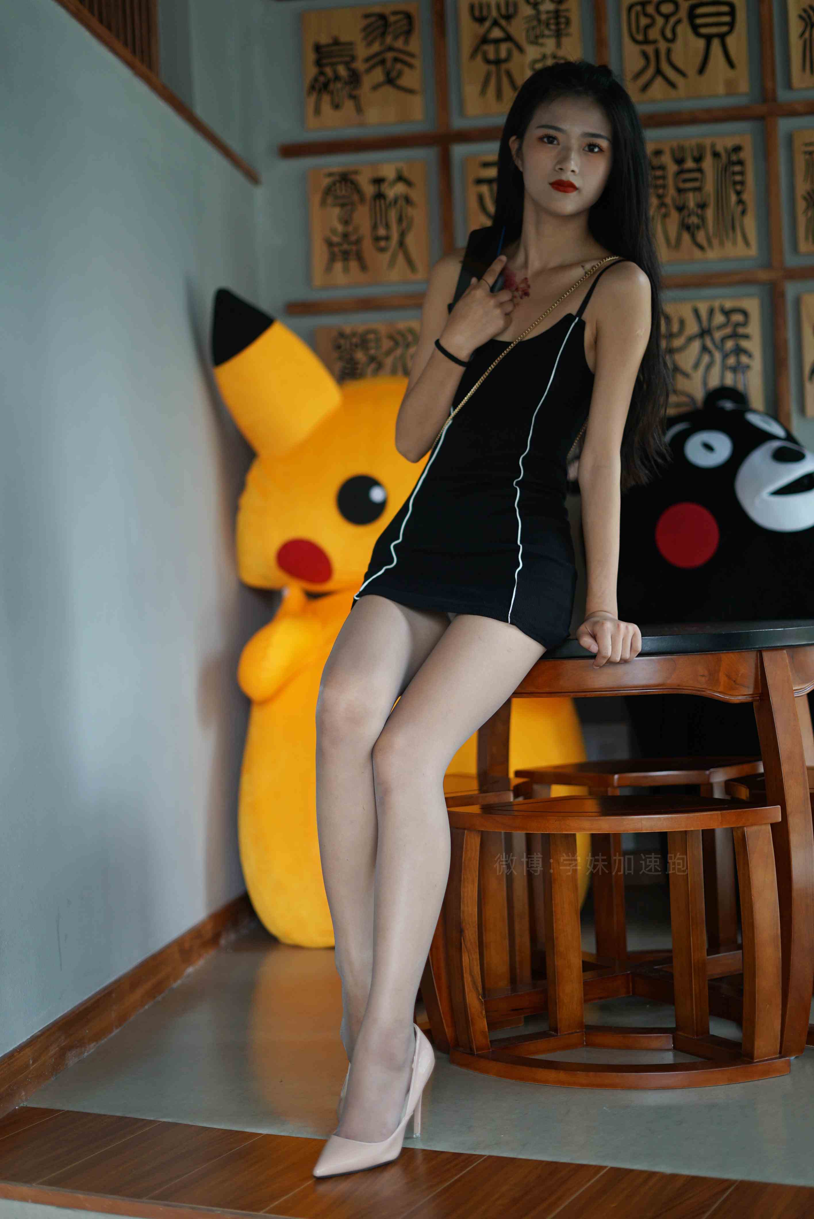 China Beauty Legs and feet 1504