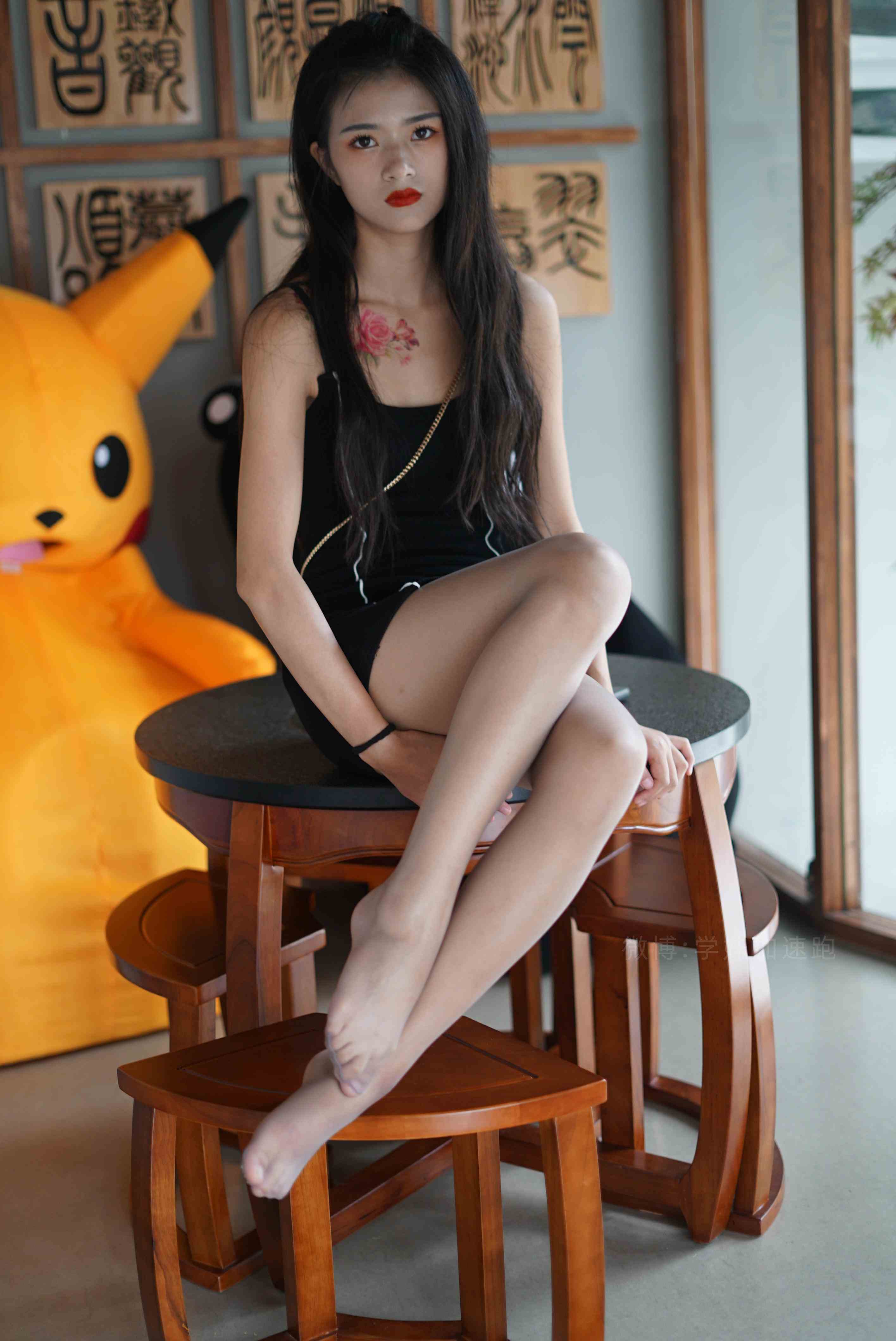 China Beauty Legs and feet 1504