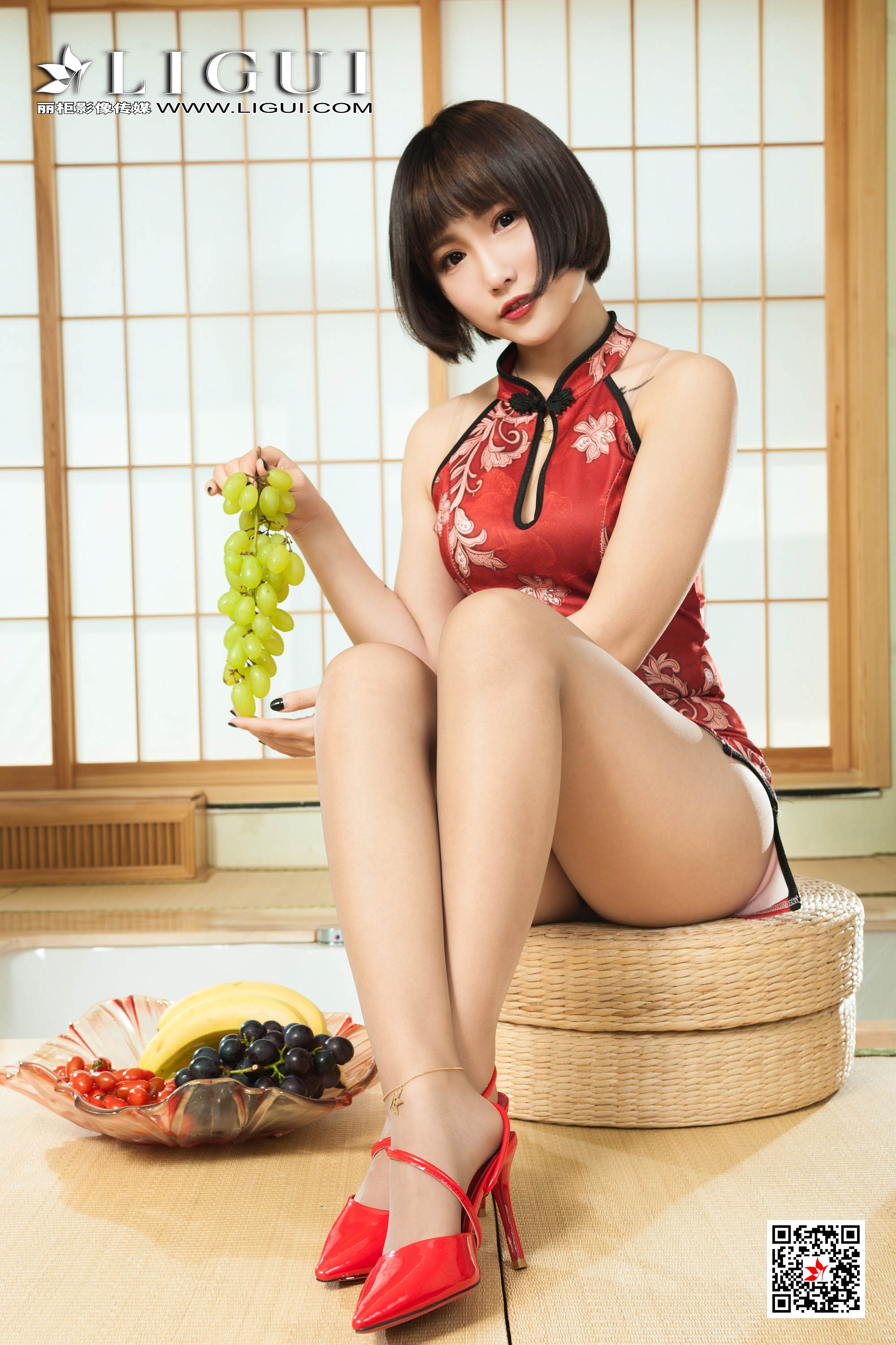 pretty lady dirty feet 152