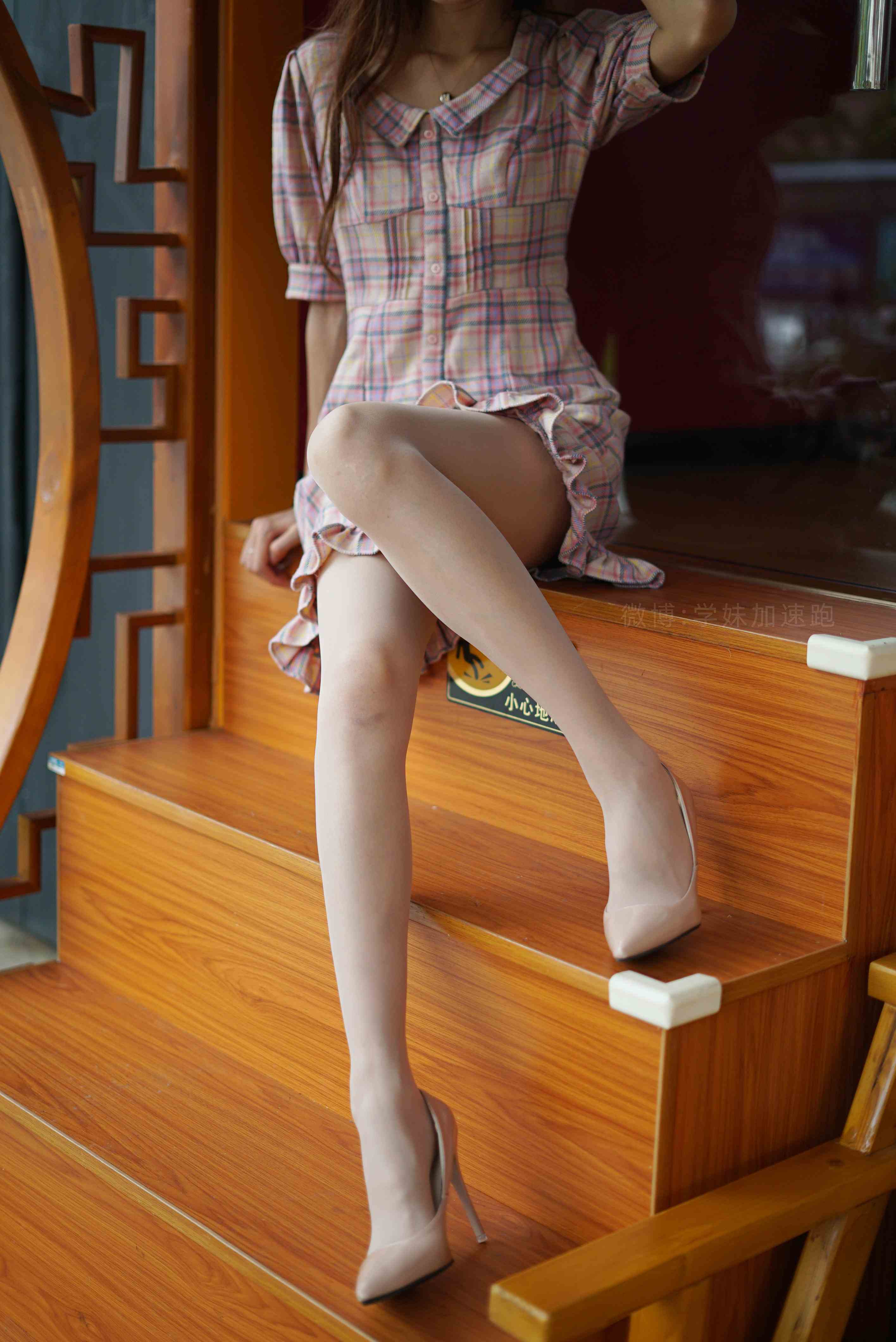 China Beauty Legs and feet 1506