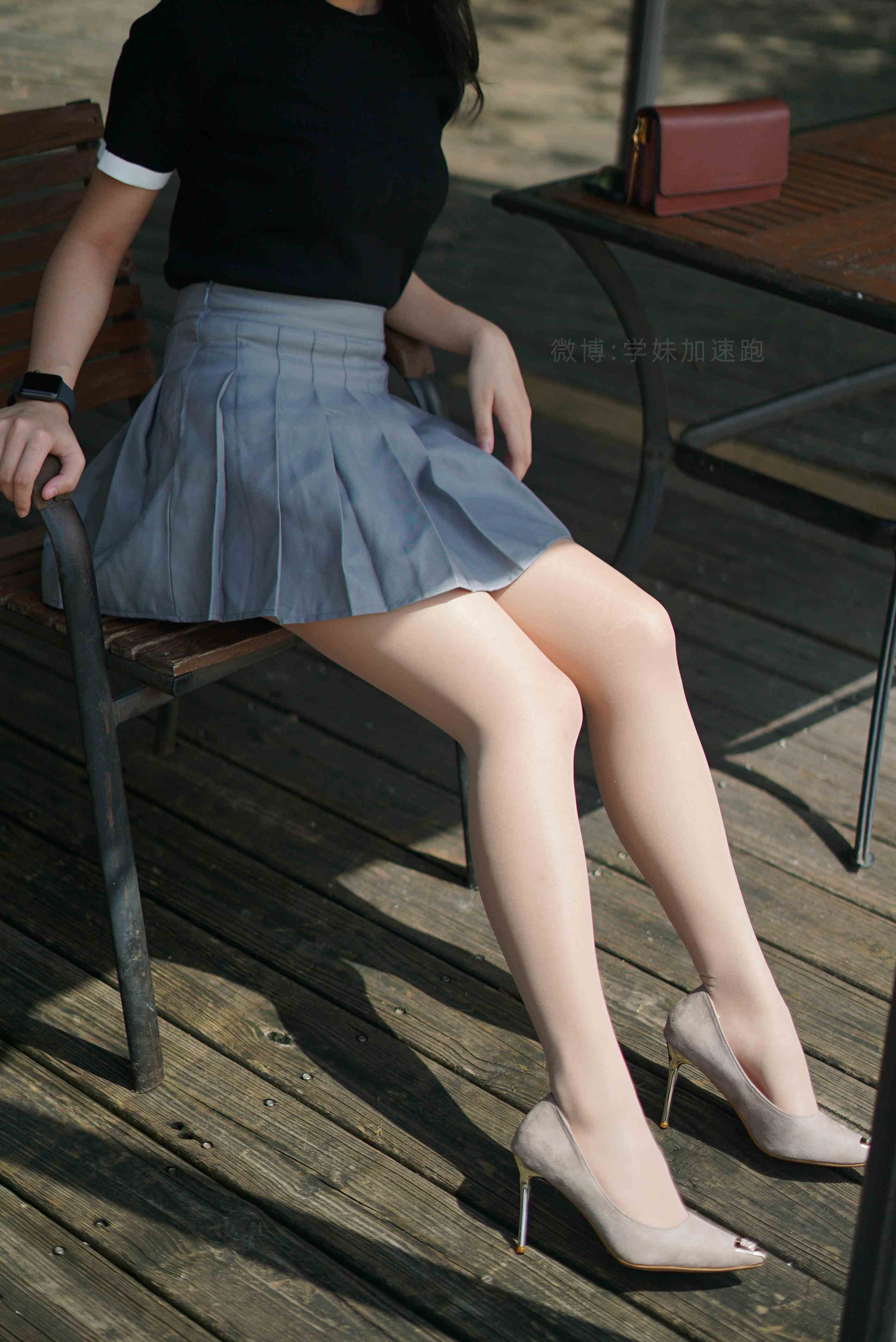 China Beauty Legs and feet 1507