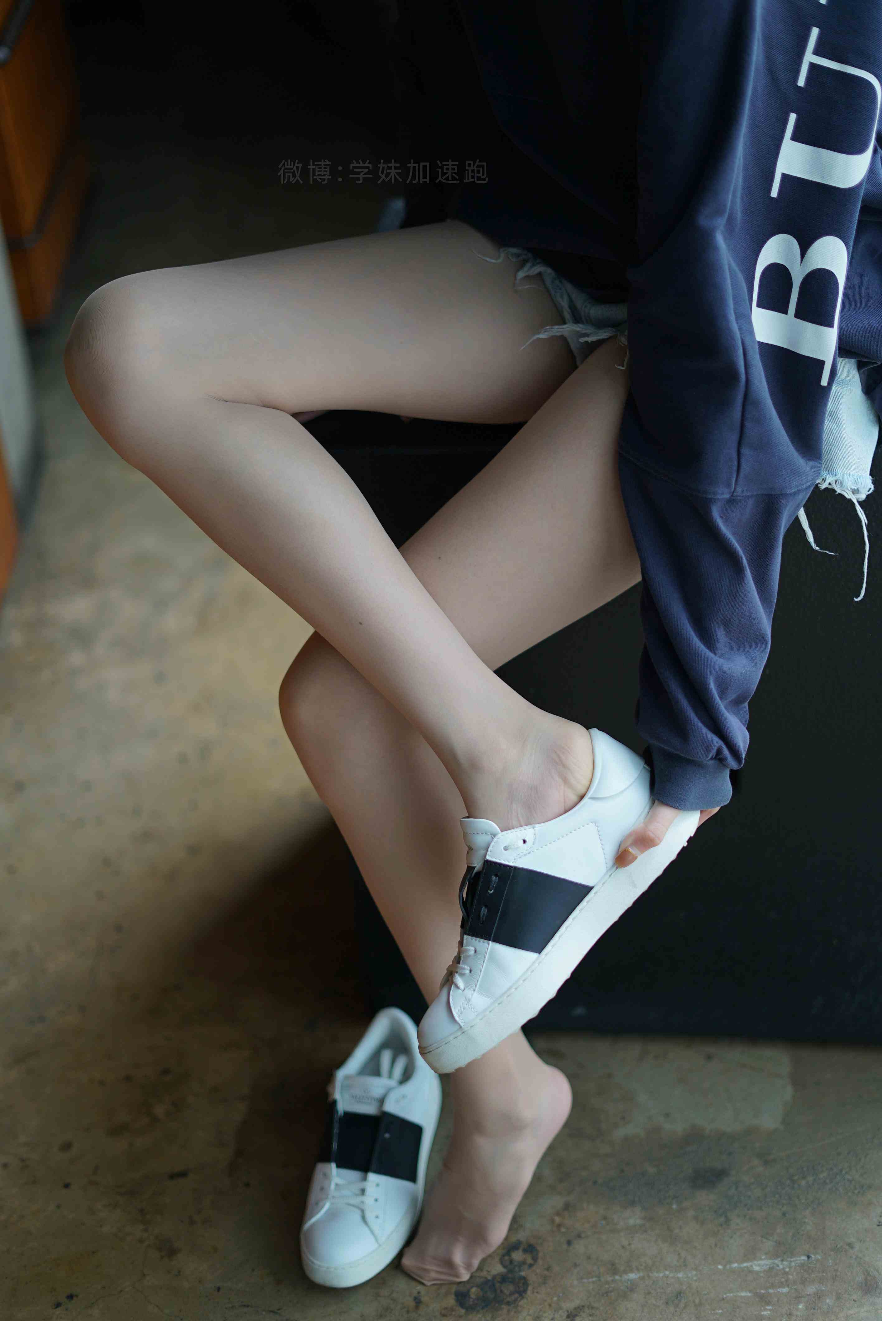 China Beauty Legs and feet 1517