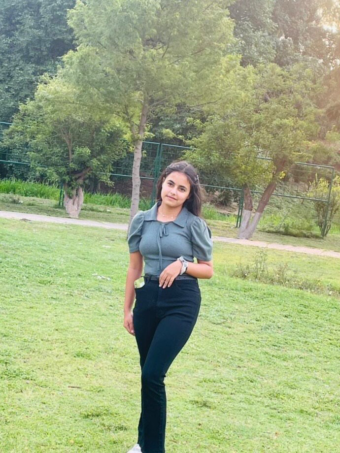 Himansha cute punjabi girl sexy nudes