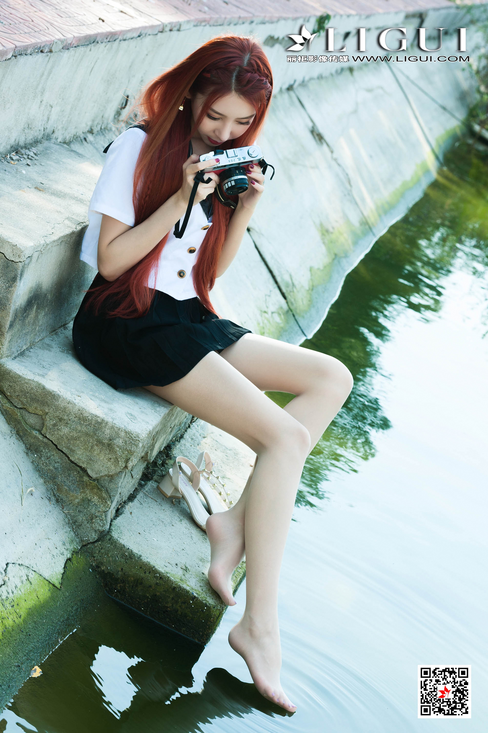 pretty lady dirty feet 160