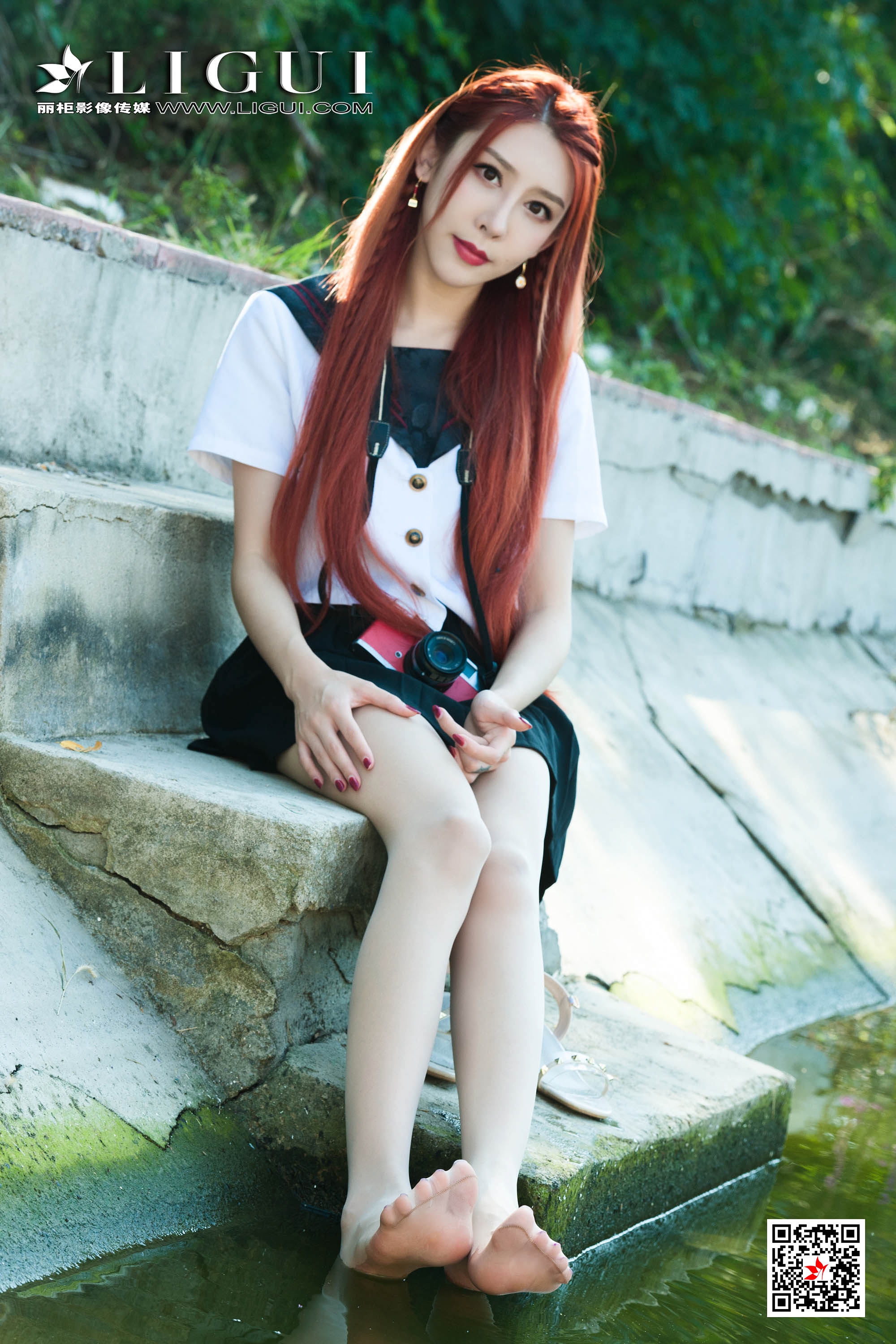 pretty lady dirty feet 160