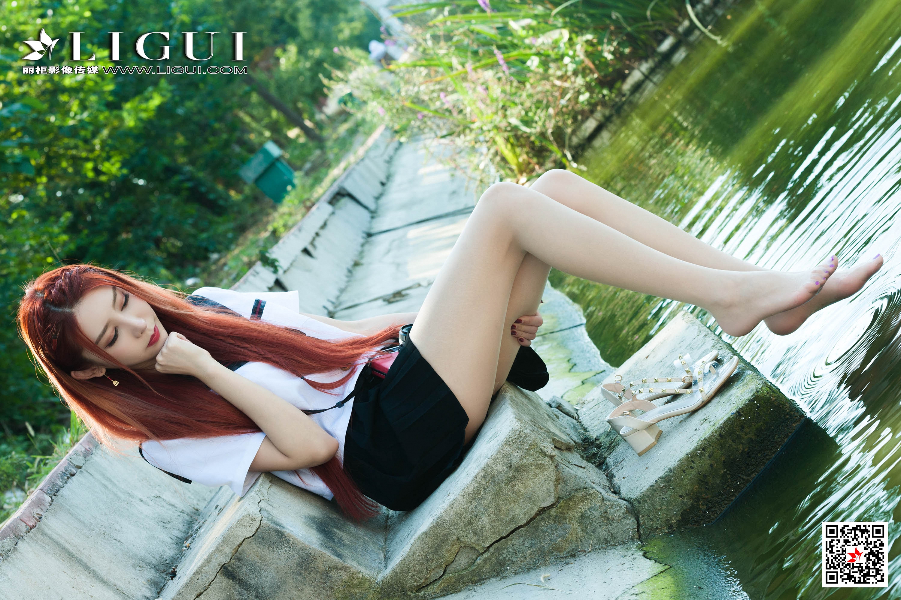 pretty lady dirty feet 160