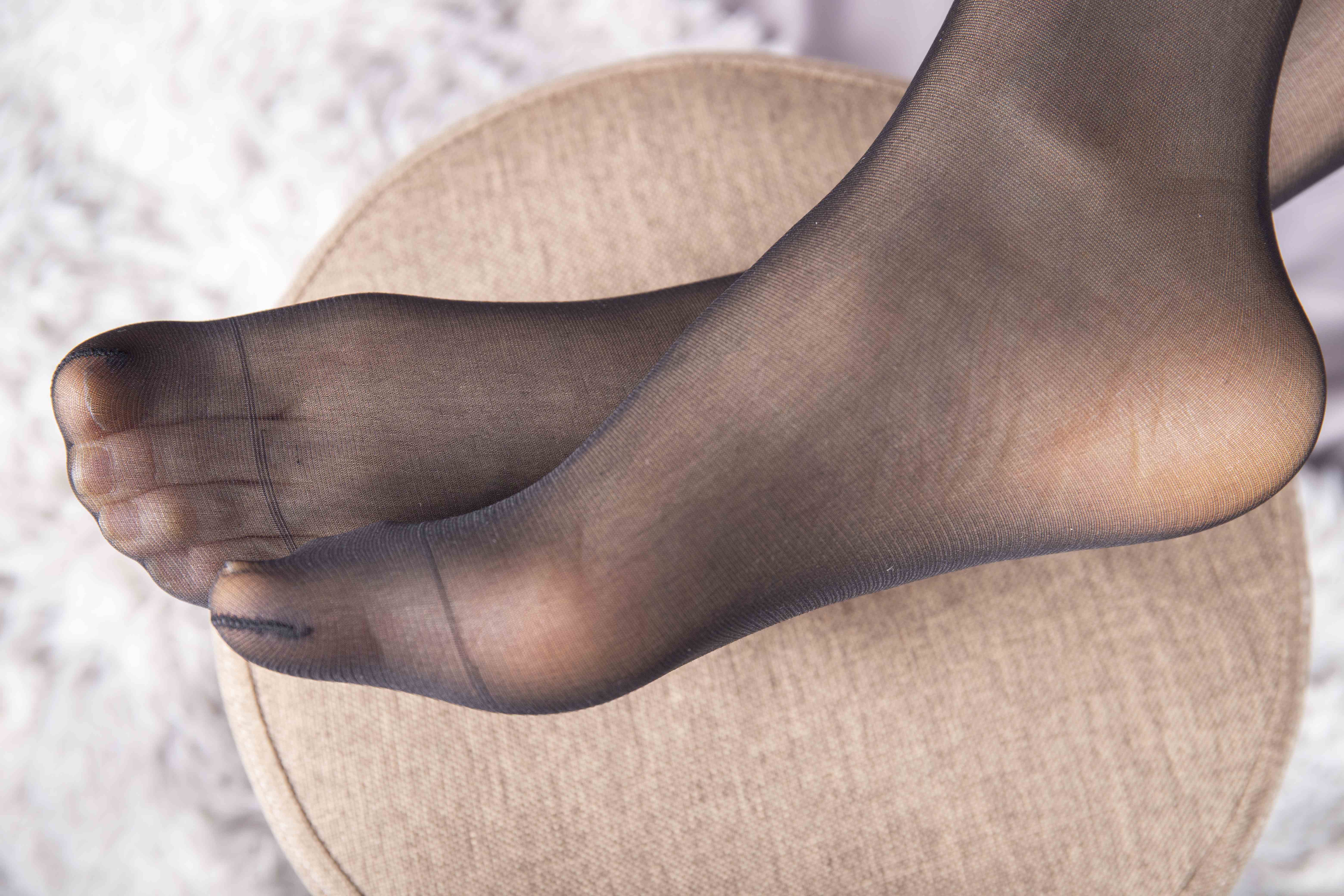 China Beauty Legs and feet 1541