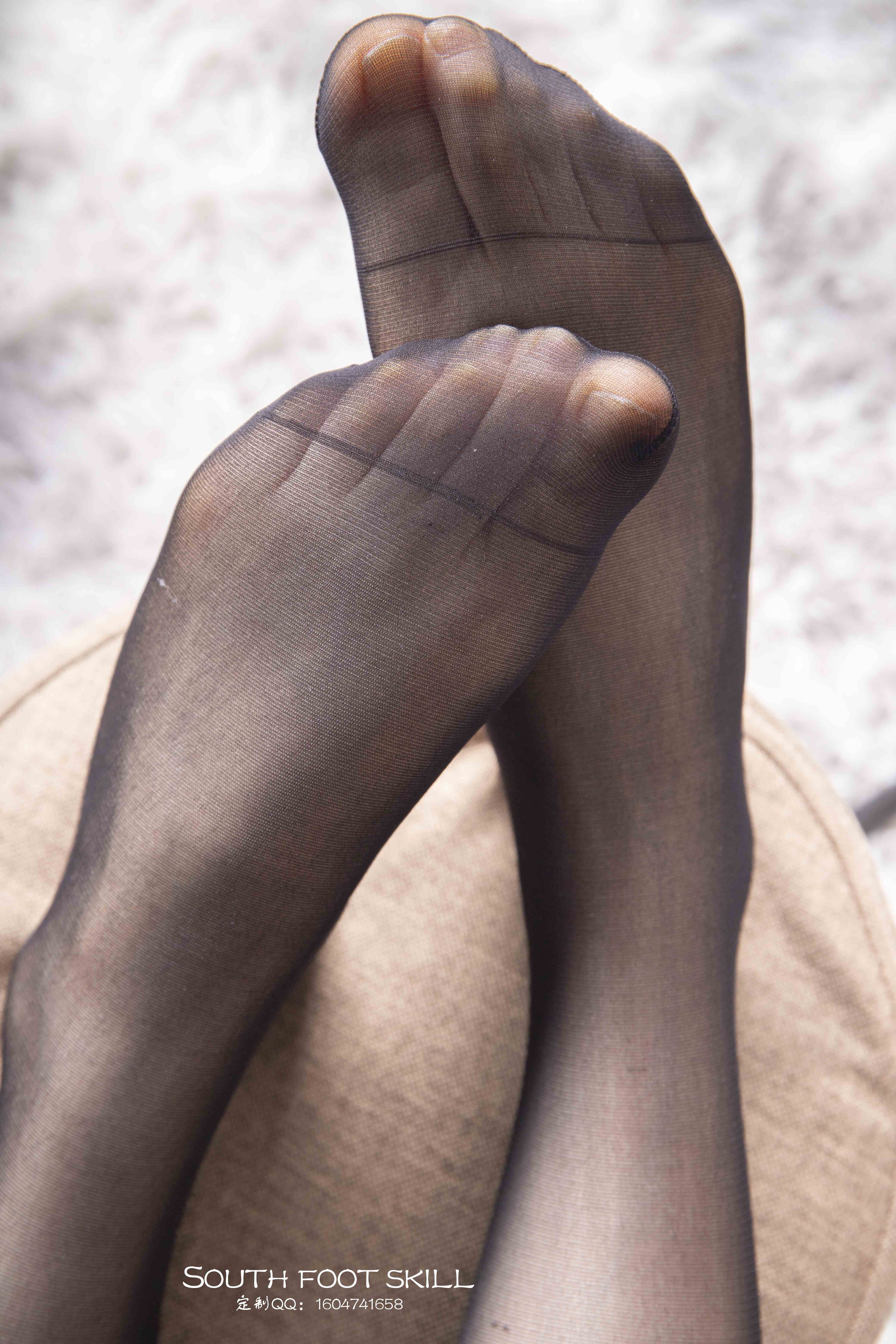 China Beauty Legs and feet 1541