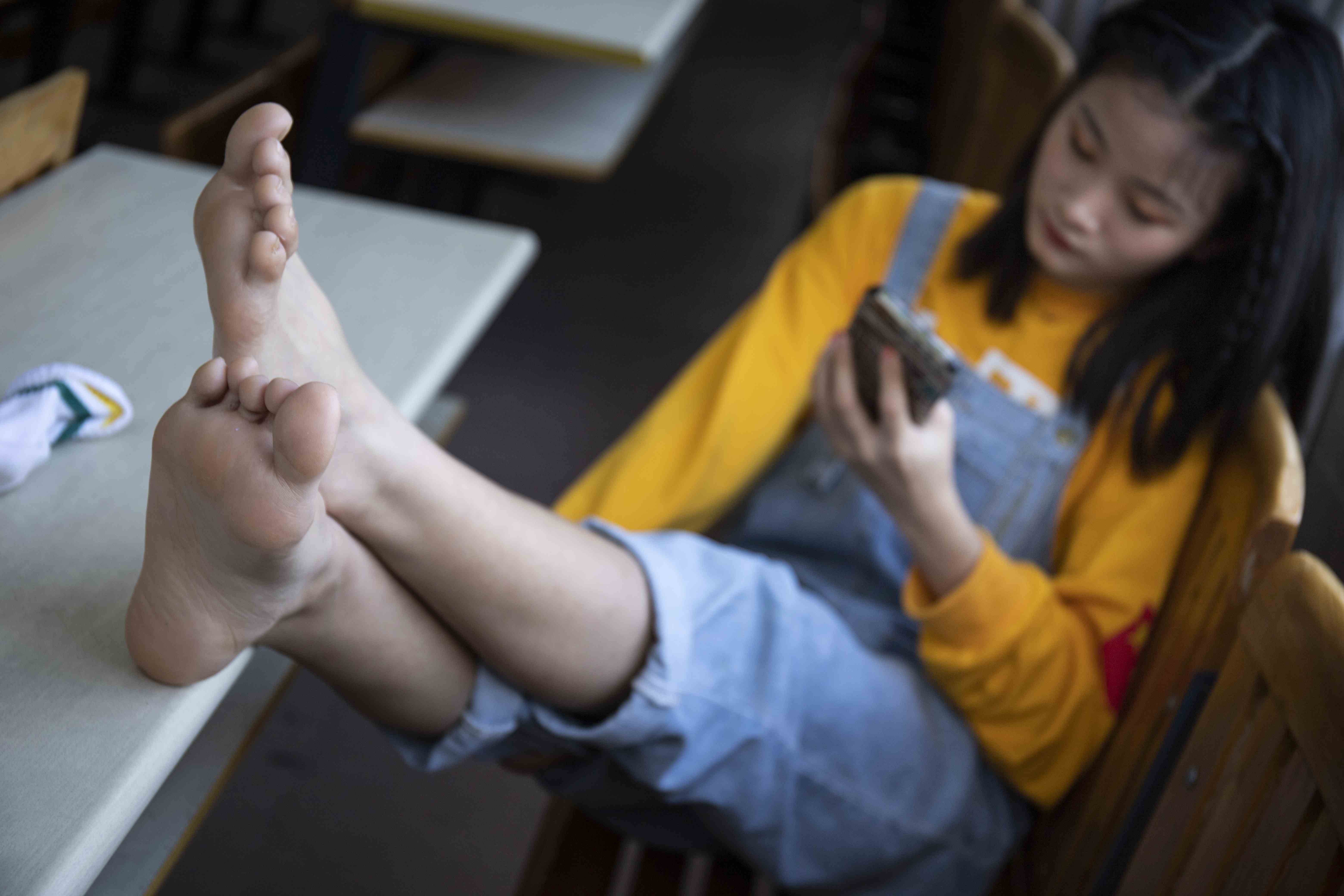 China Beauty Legs and feet 1549