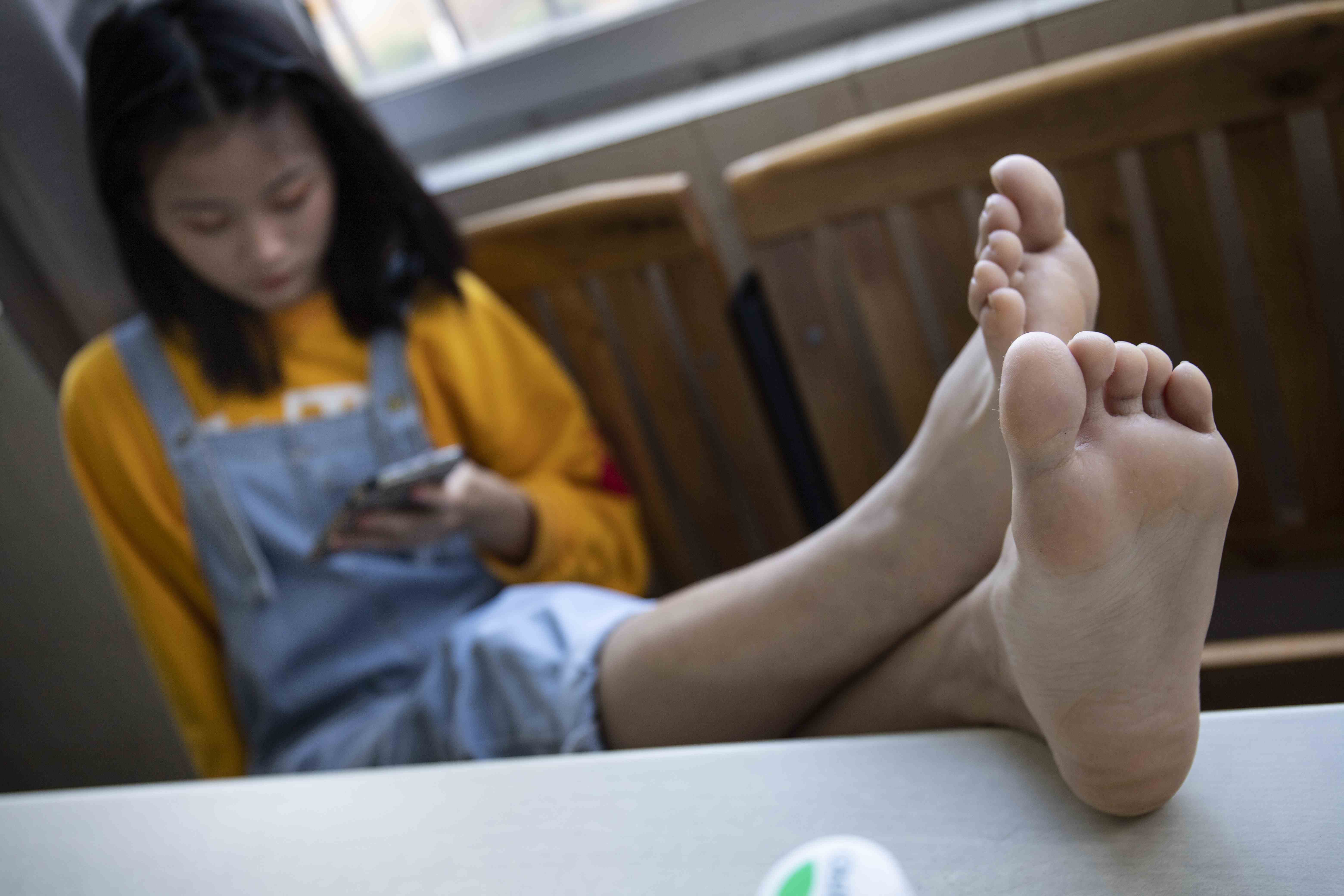 China Beauty Legs and feet 1549