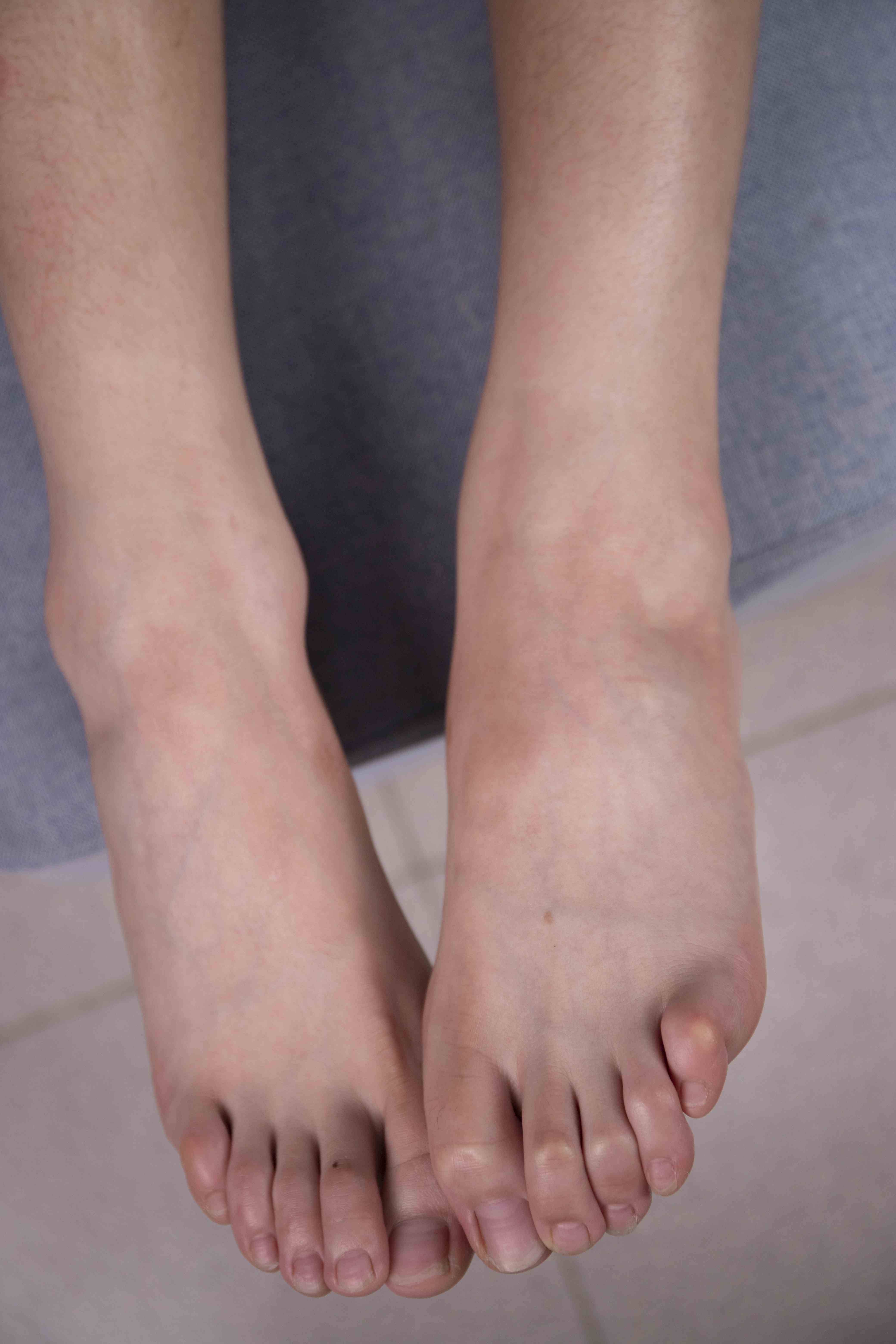 China Beauty Legs and feet 1550