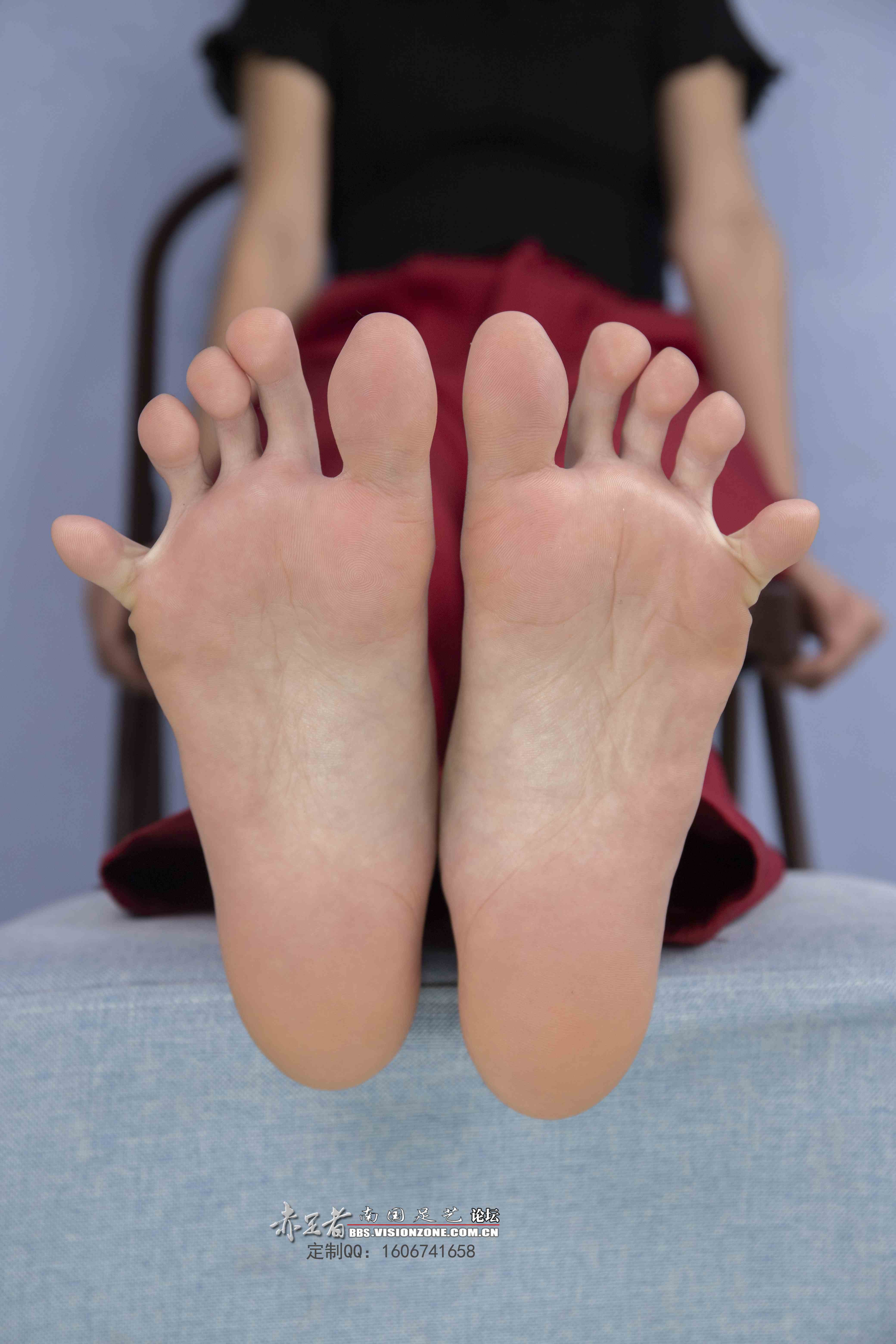 China Beauty Legs and feet 1554
