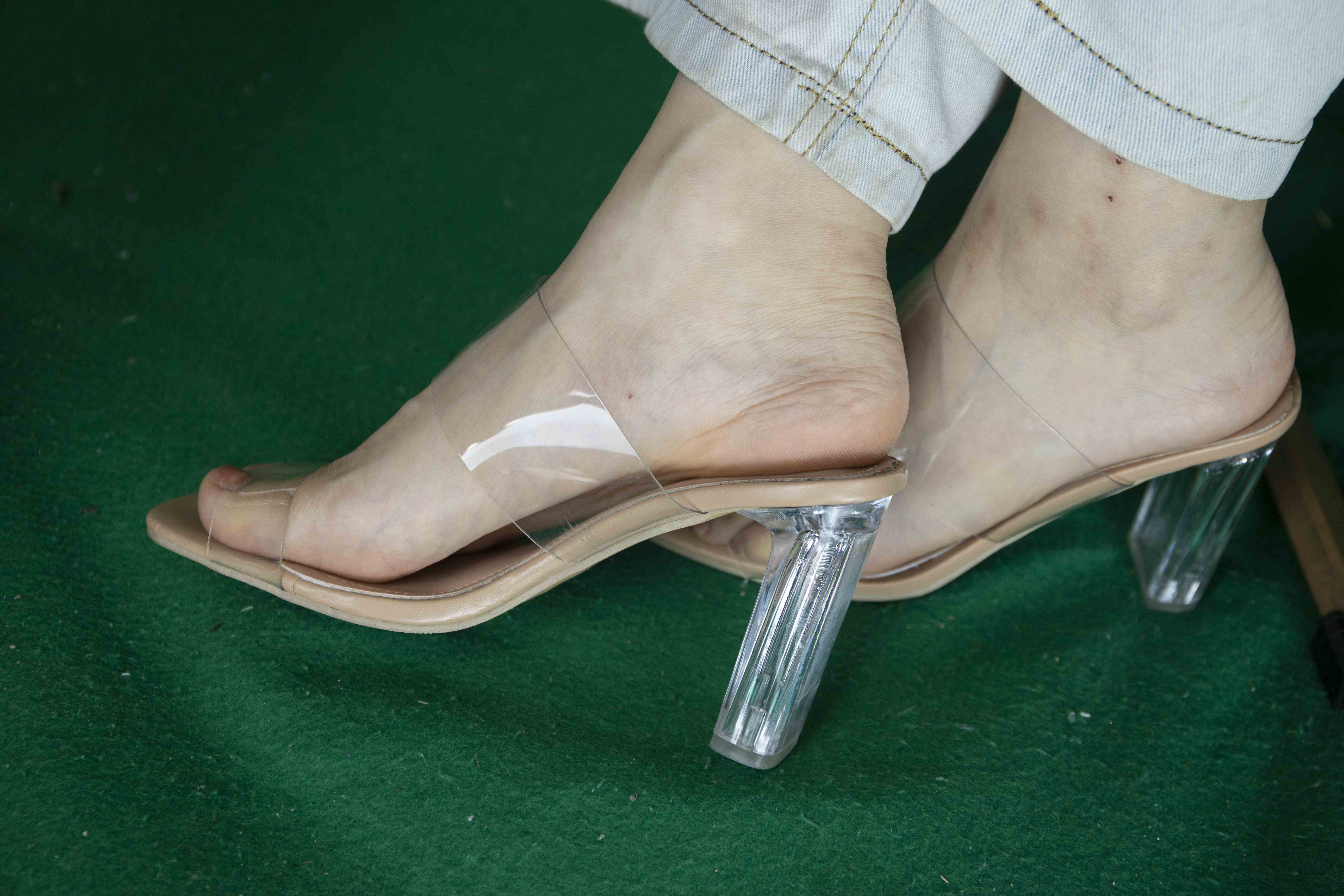 China Beauty Legs and feet 1555