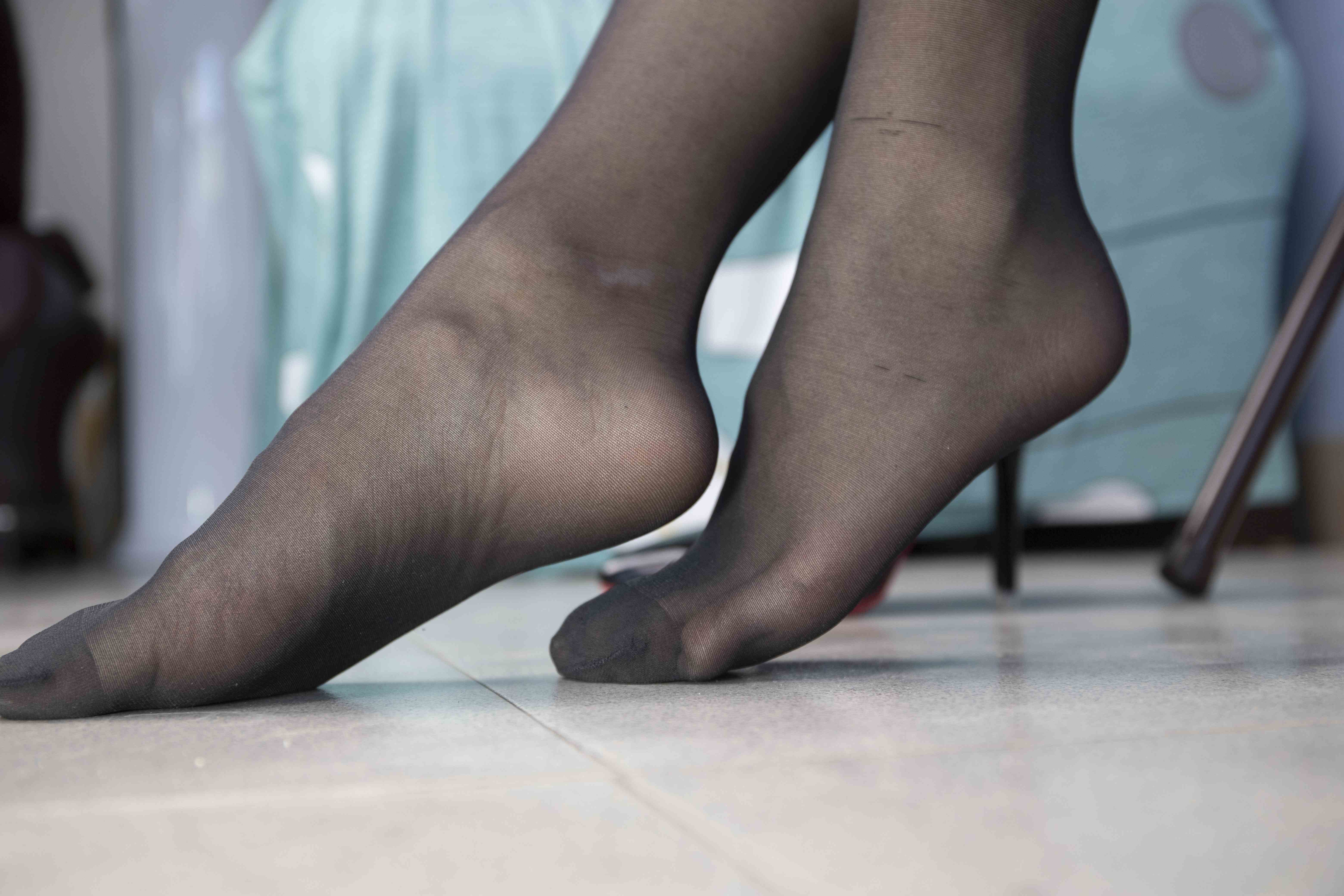 China Beauty Legs and feet 1556