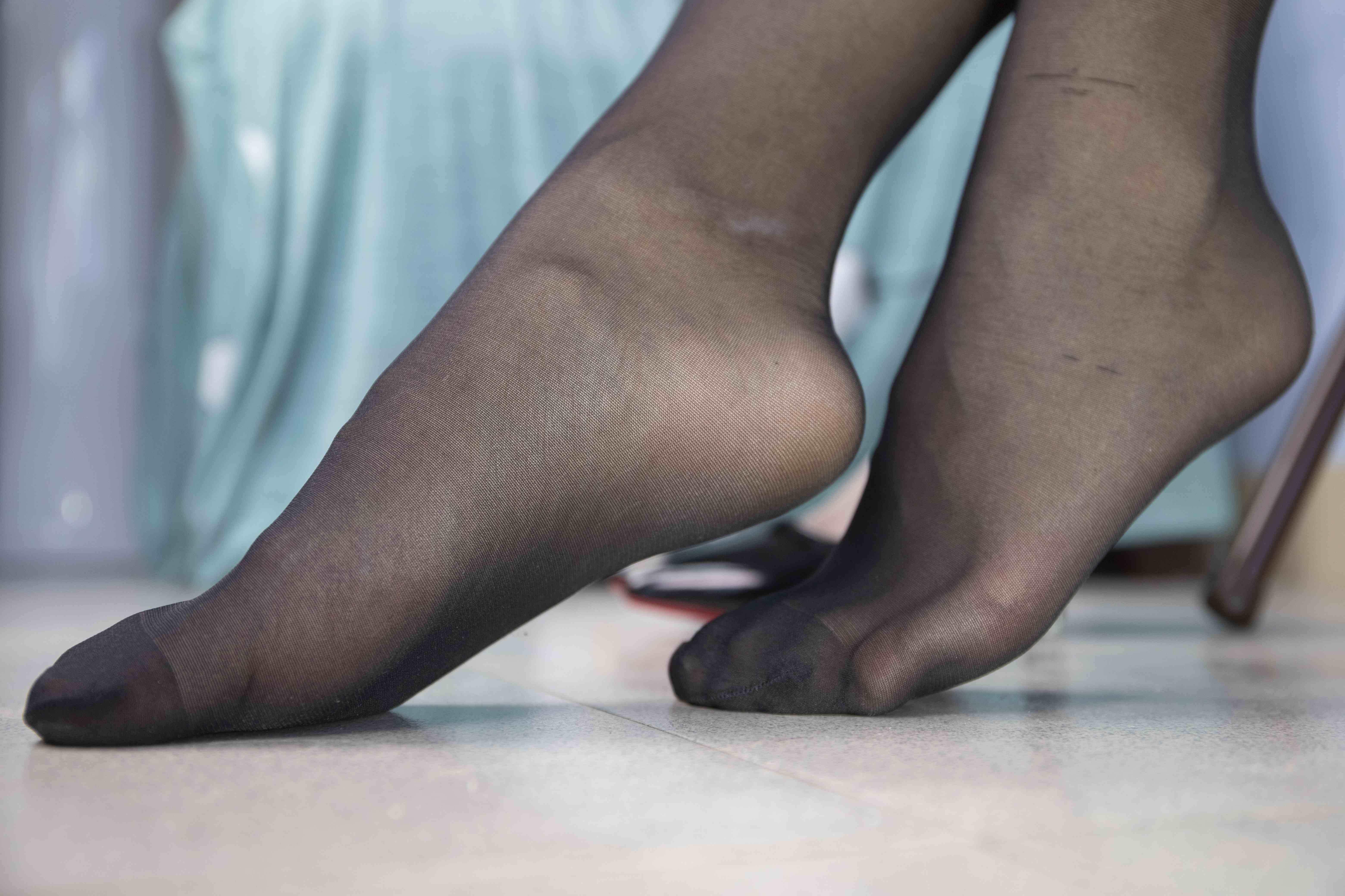 China Beauty Legs and feet 1556