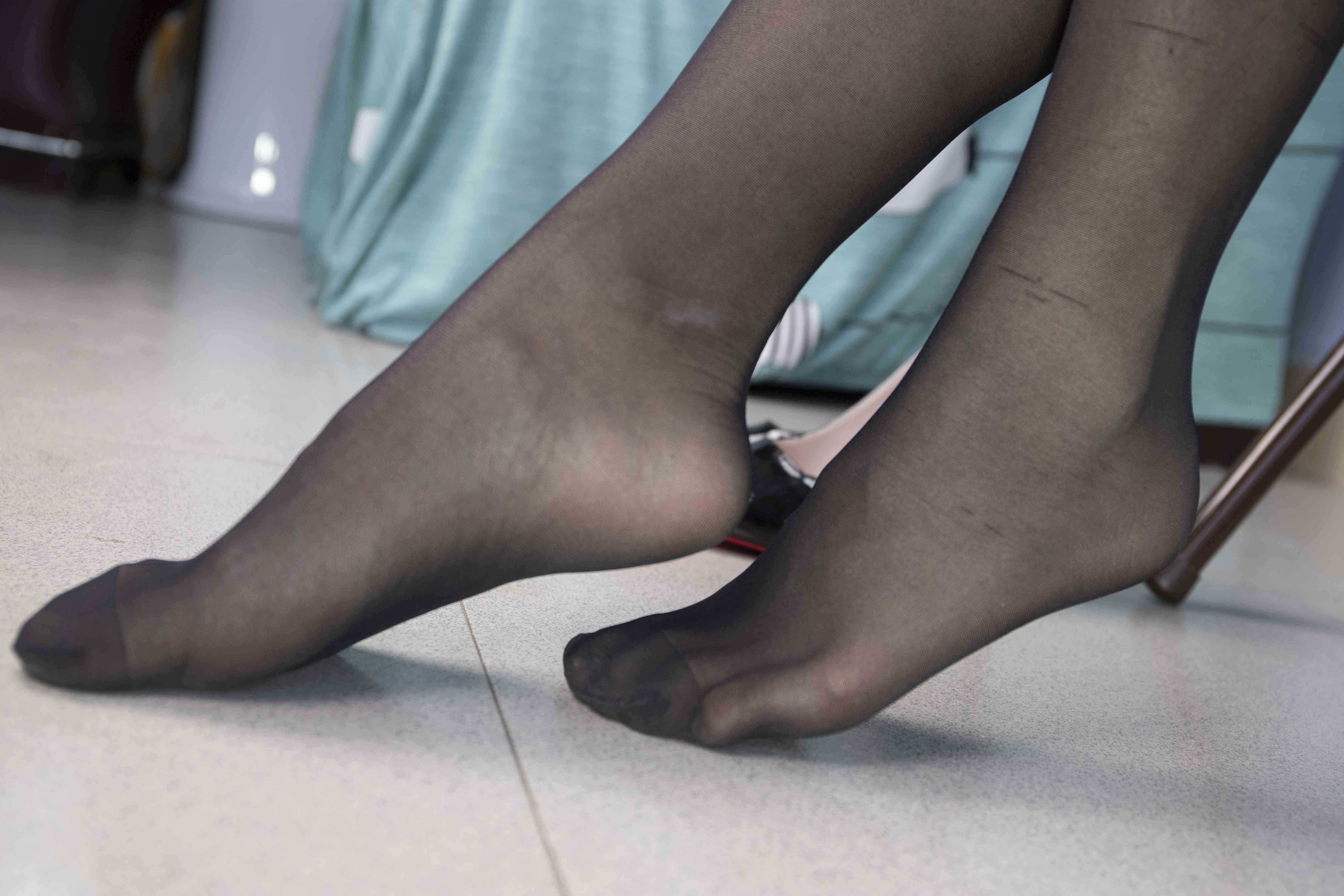 China Beauty Legs and feet 1556