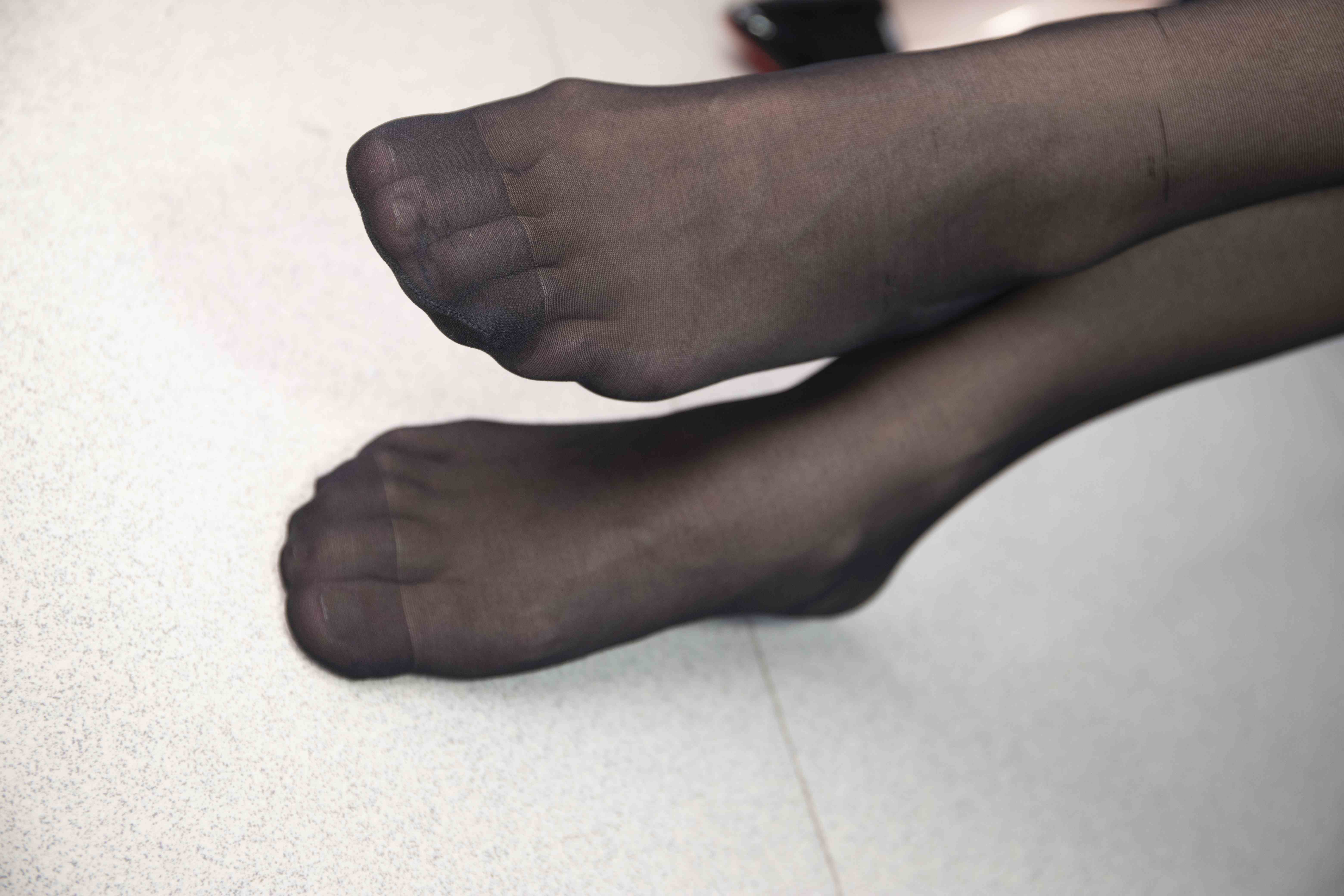 China Beauty Legs and feet 1556