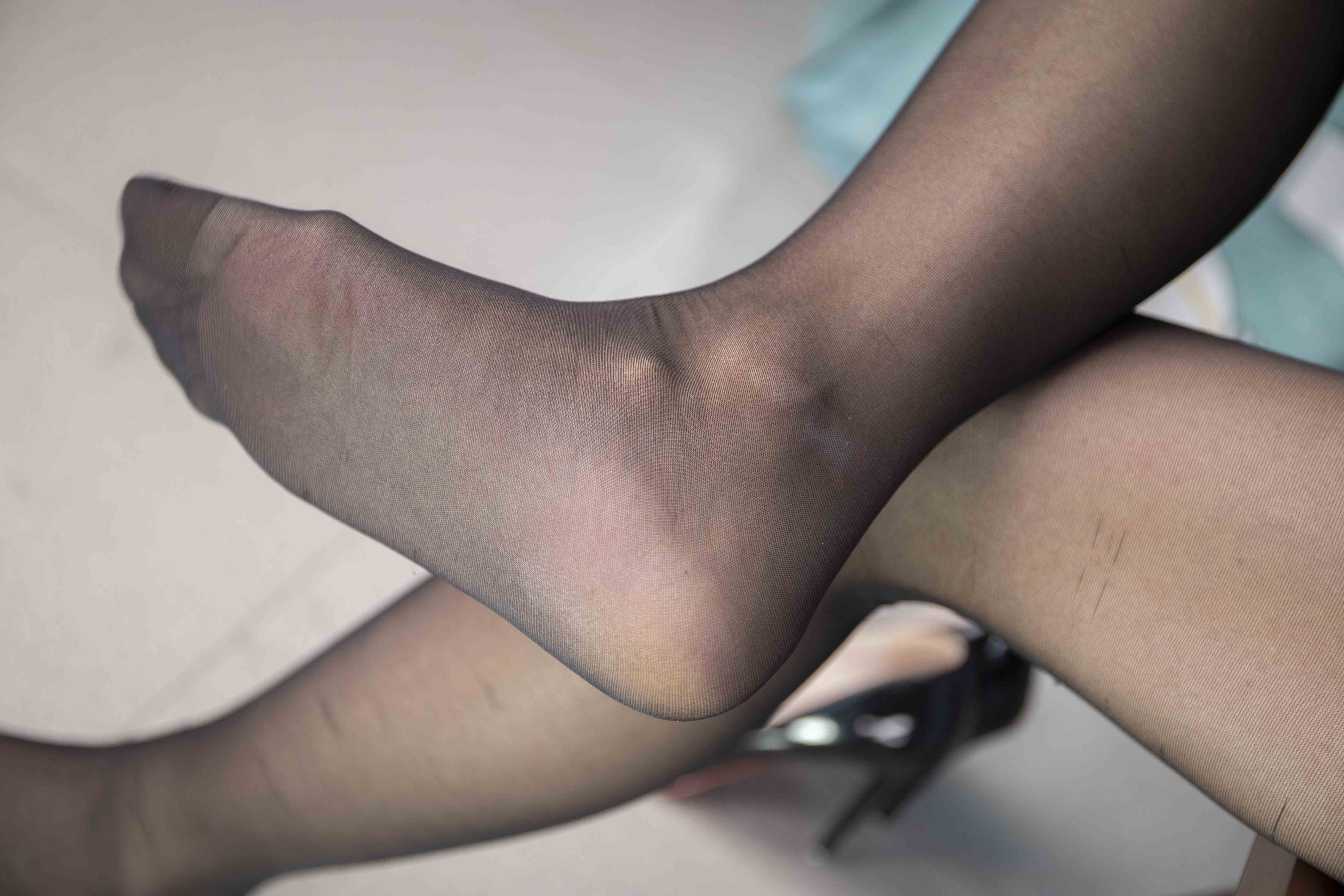 China Beauty Legs and feet 1556