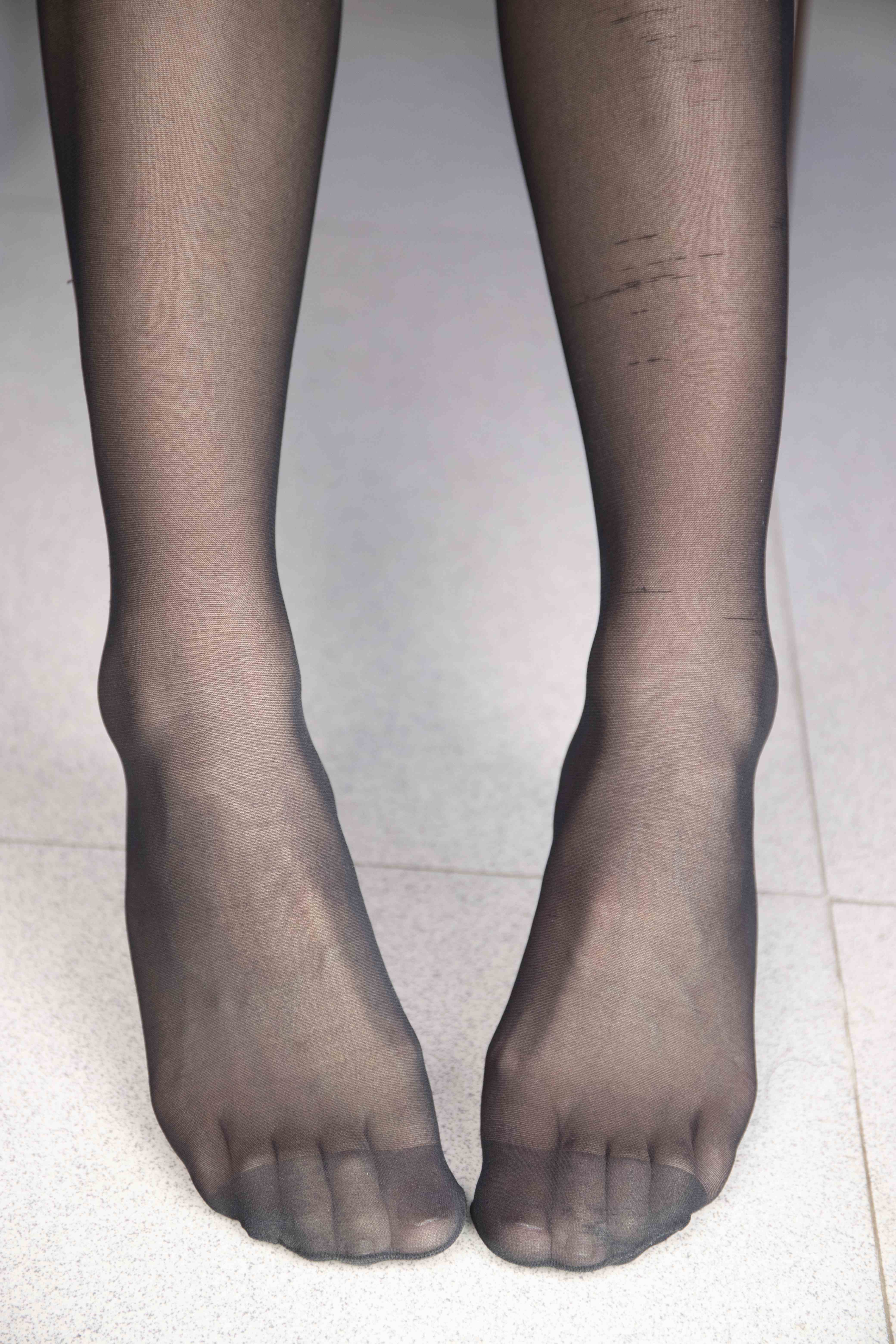 China Beauty Legs and feet 1556