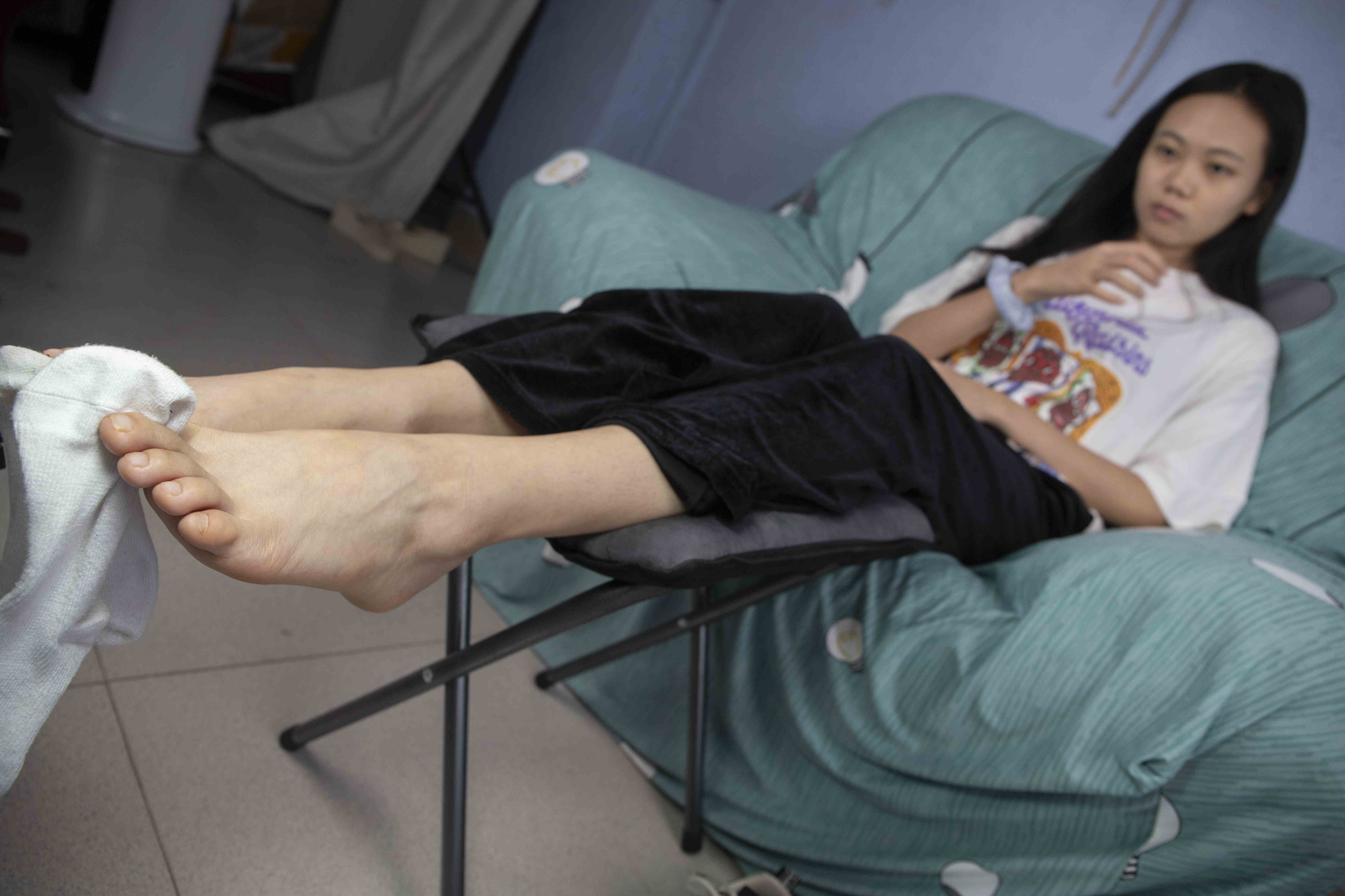 China Beauty Legs and feet 1558