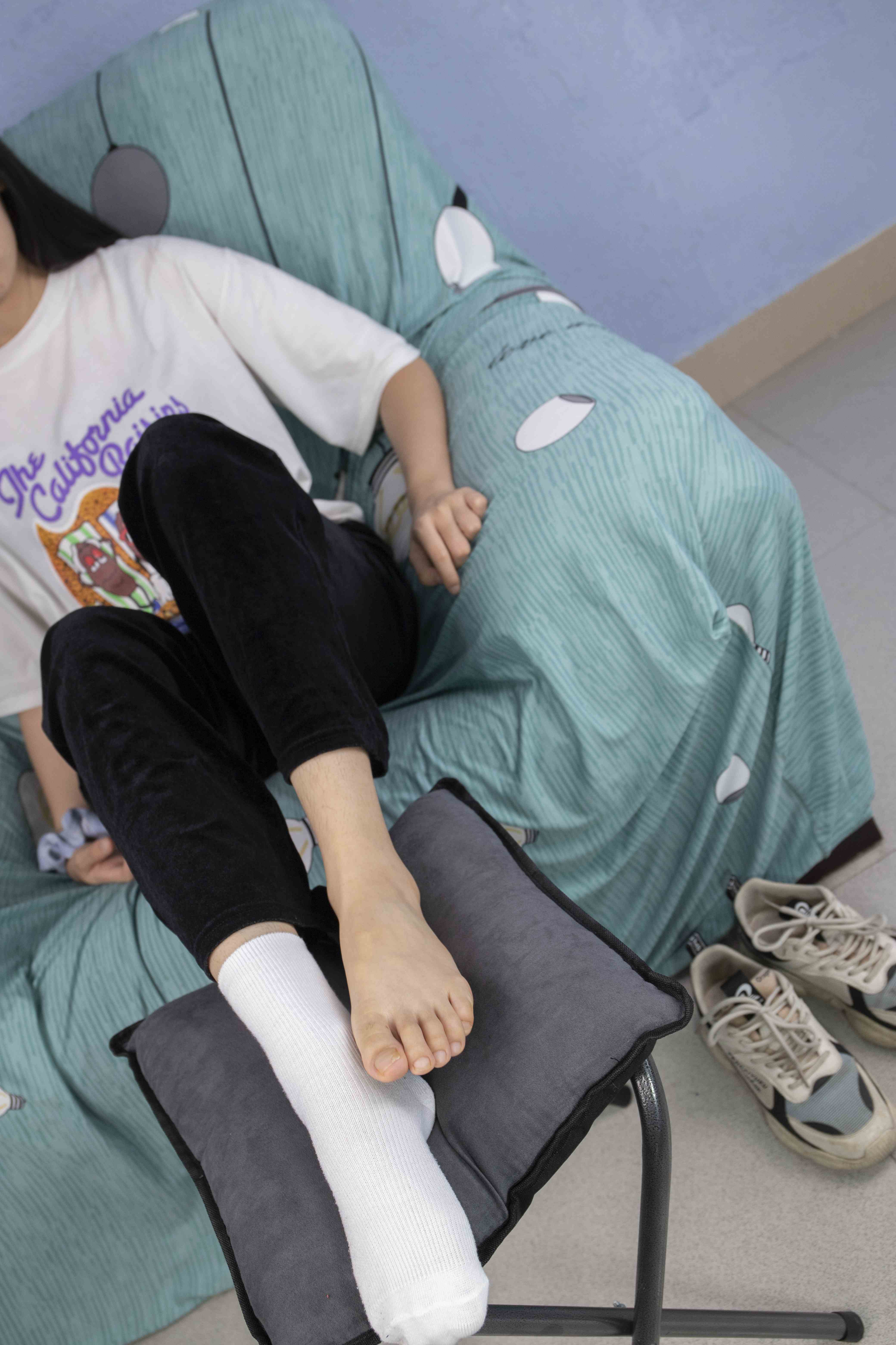 China Beauty Legs and feet 1558