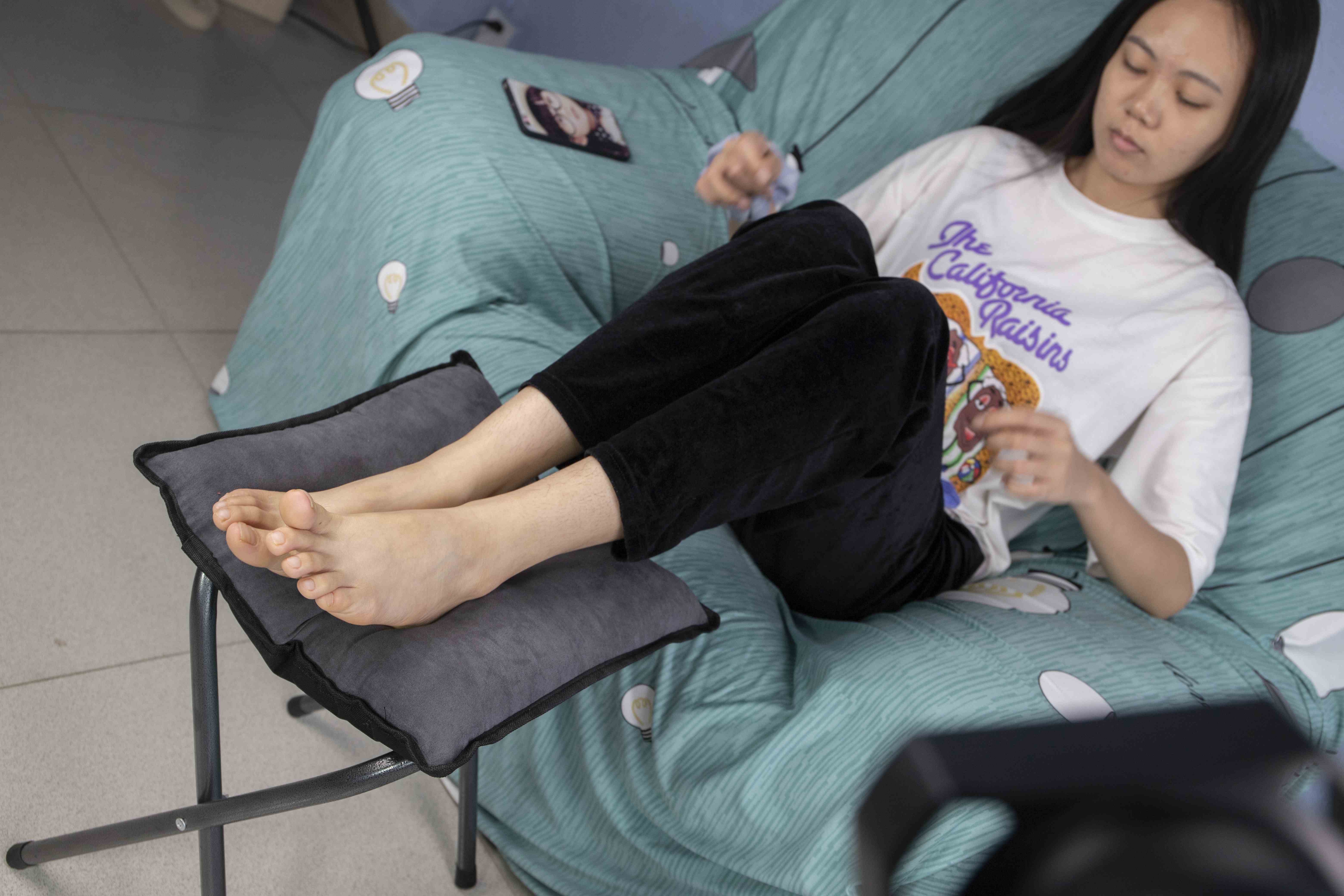 China Beauty Legs and feet 1558