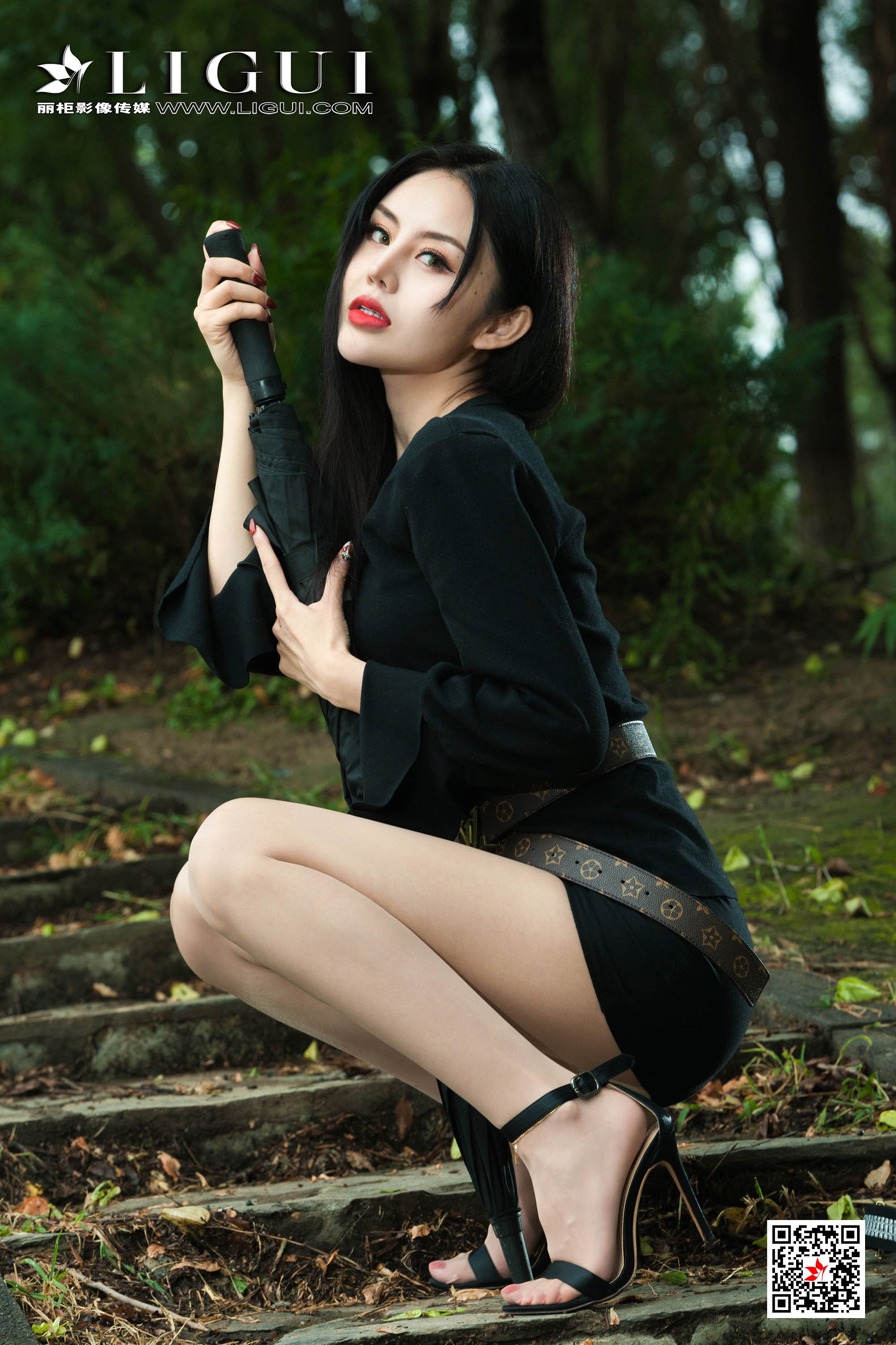 pretty lady dirty feet 162