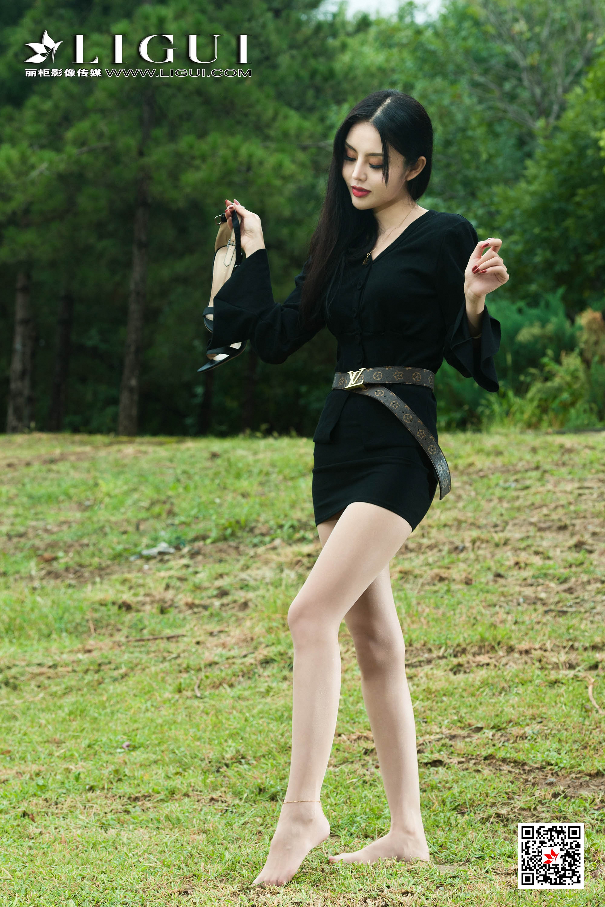 pretty lady dirty feet 162