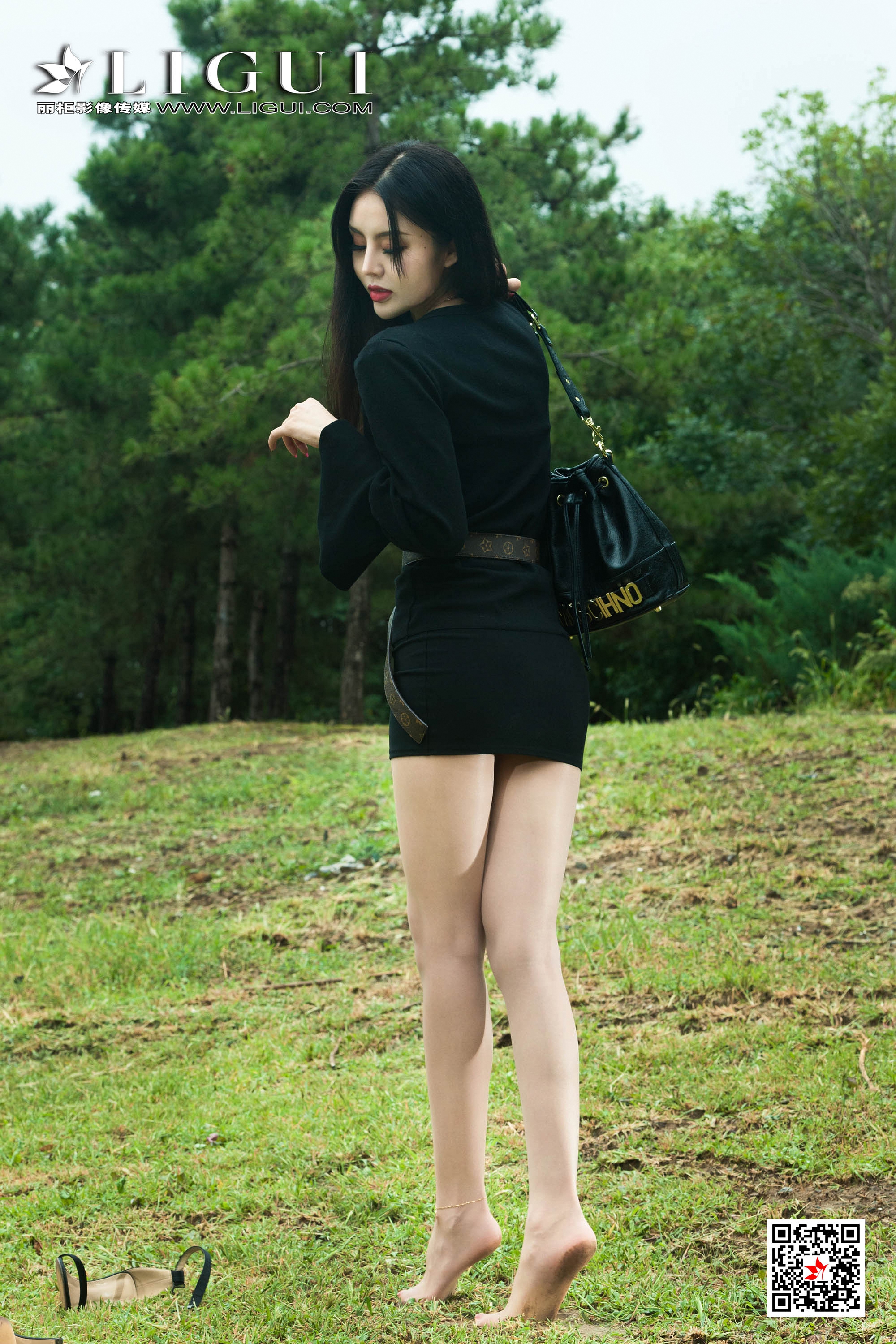 pretty lady dirty feet 162