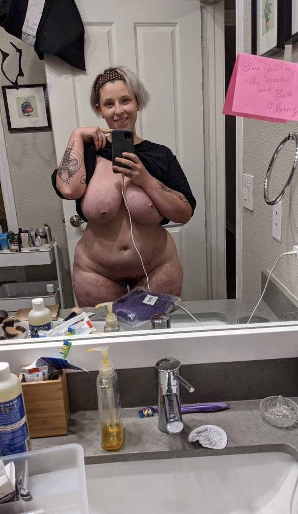 Thick fuckmeat  pawg bitch
