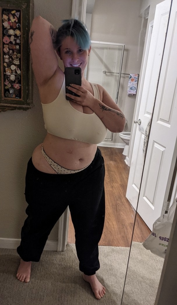 Thick fuckmeat  pawg bitch