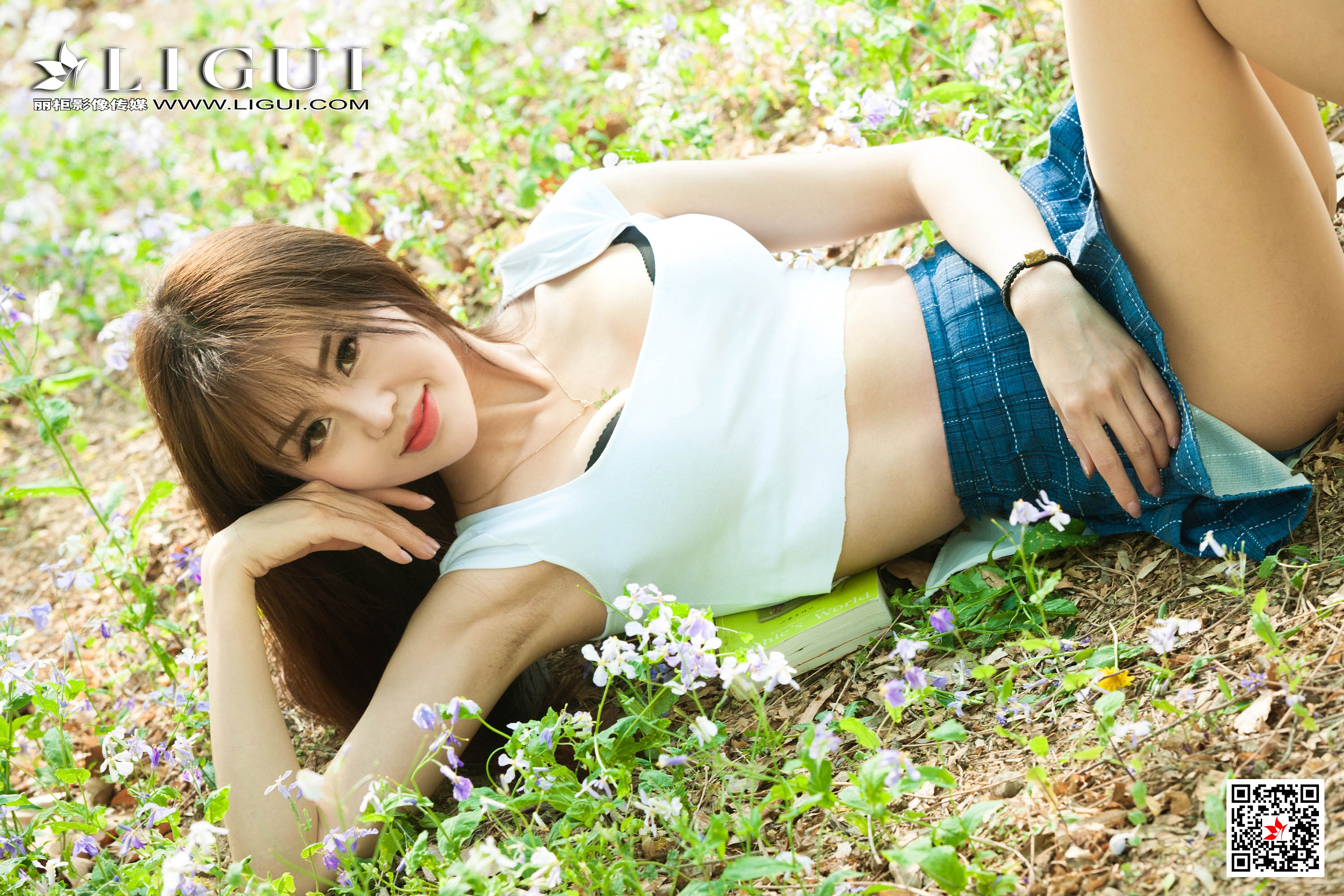 pretty lady dirty feet 164