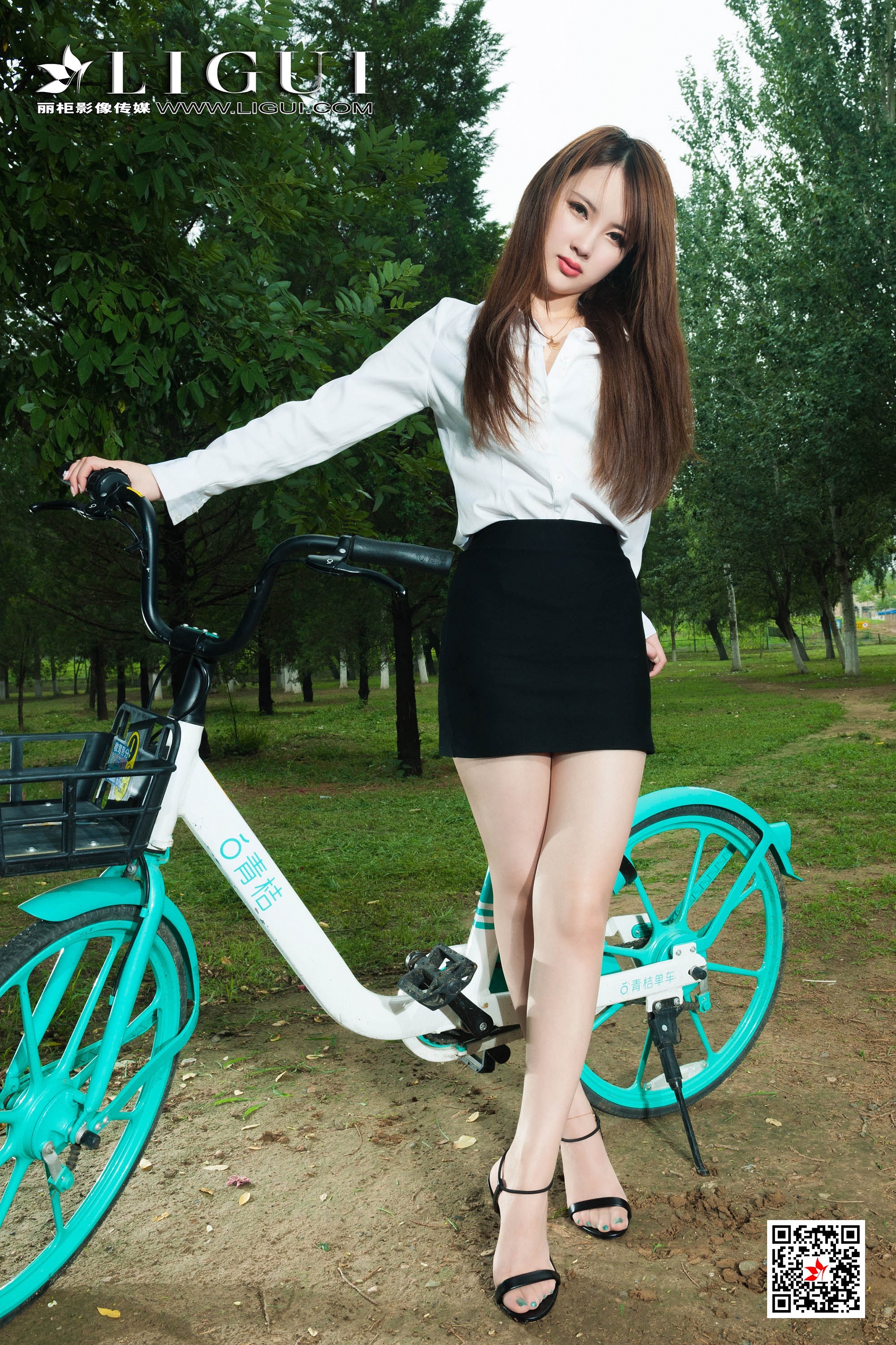 pretty lady dirty feet 165