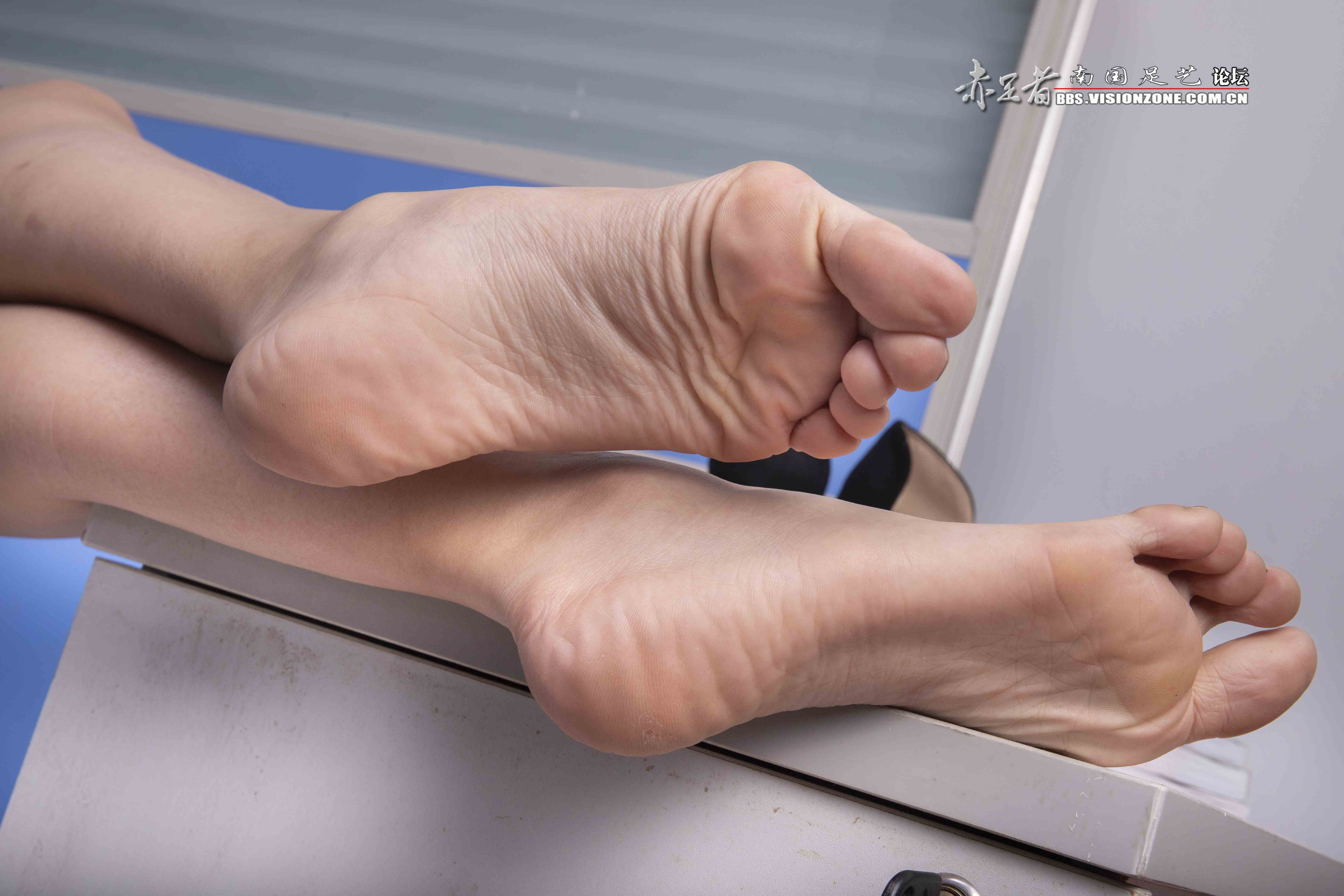 China Beauty Legs and feet 1569