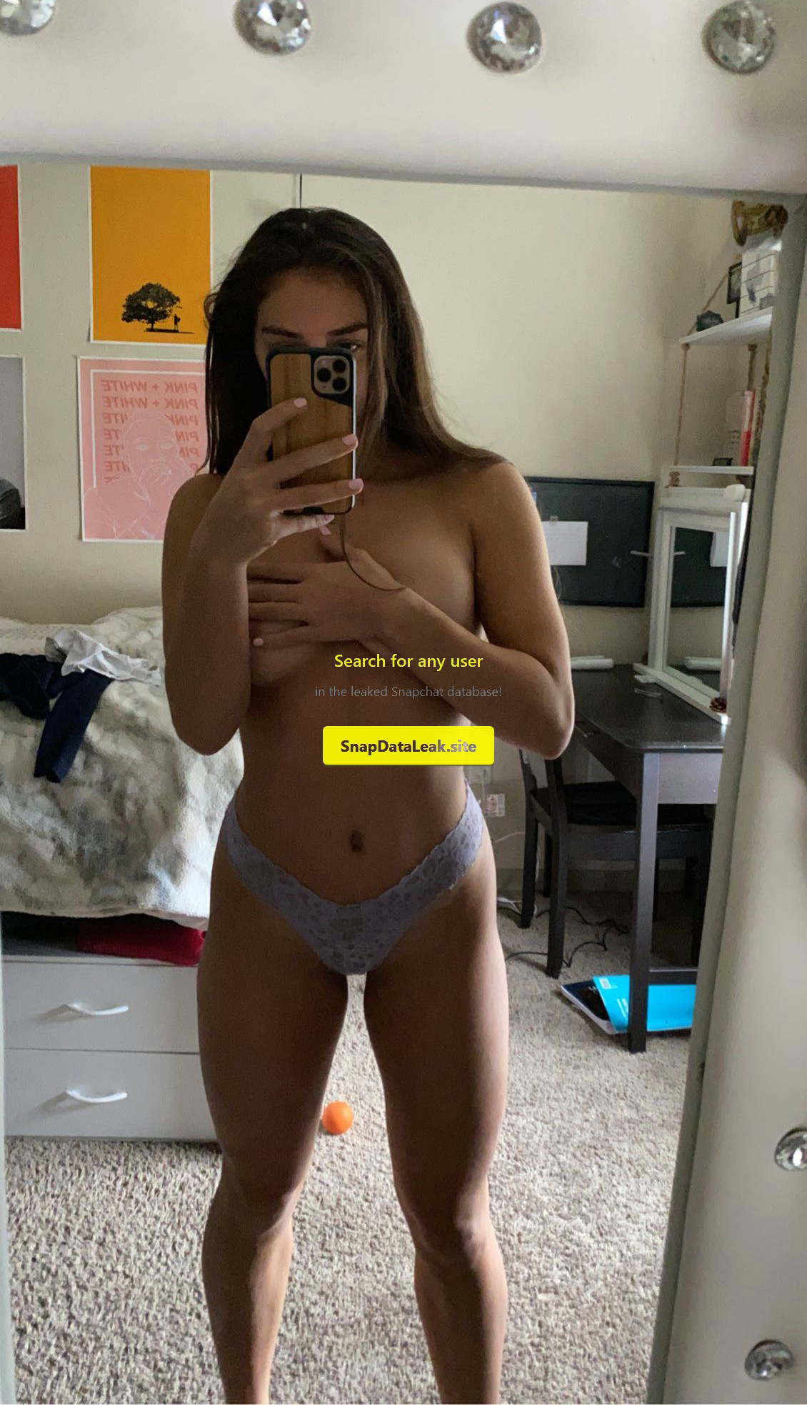 Stunning Girl (Leaked Snapchat)