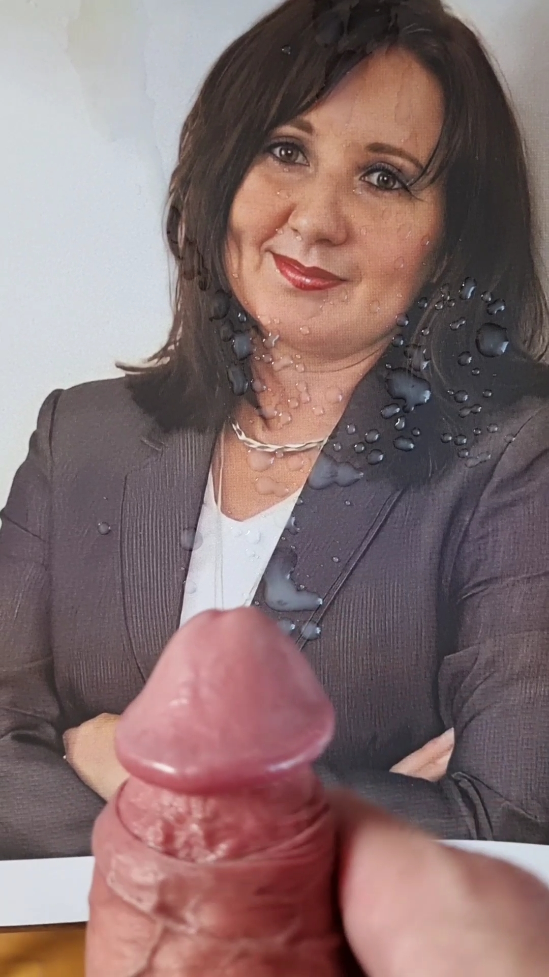 MILF Michaela the cumtribute queen