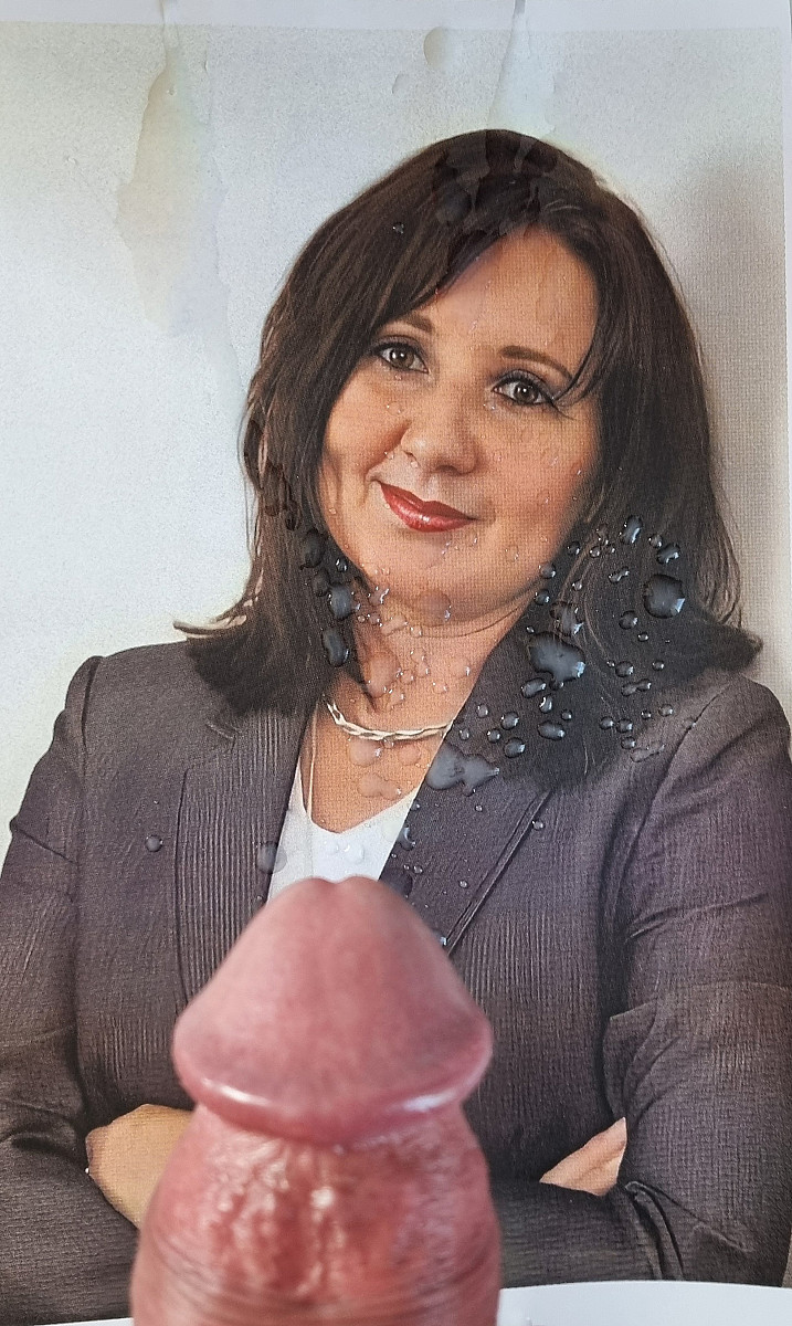 MILF Michaela the cumtribute queen