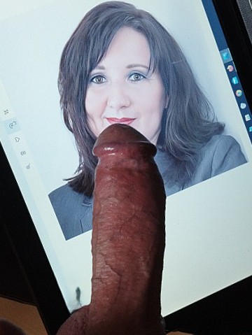 MILF Michaela the cumtribute queen