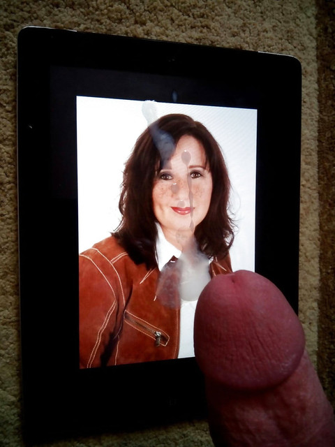 MILF Michaela the cumtribute queen