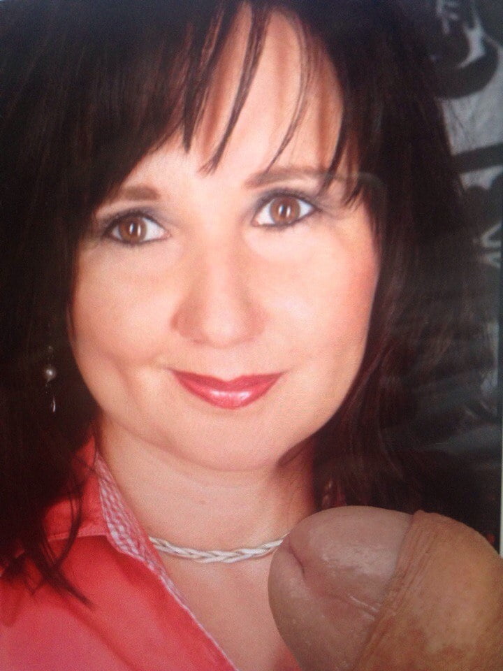 MILF Michaela the cumtribute queen