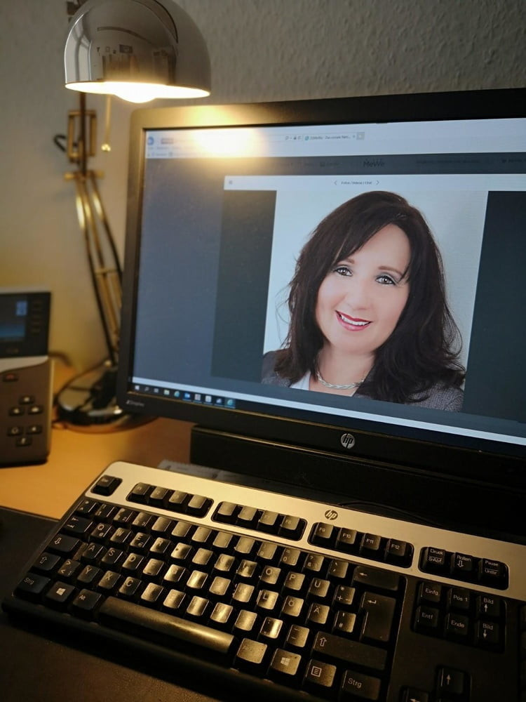 MILF Michaela the cumtribute queen